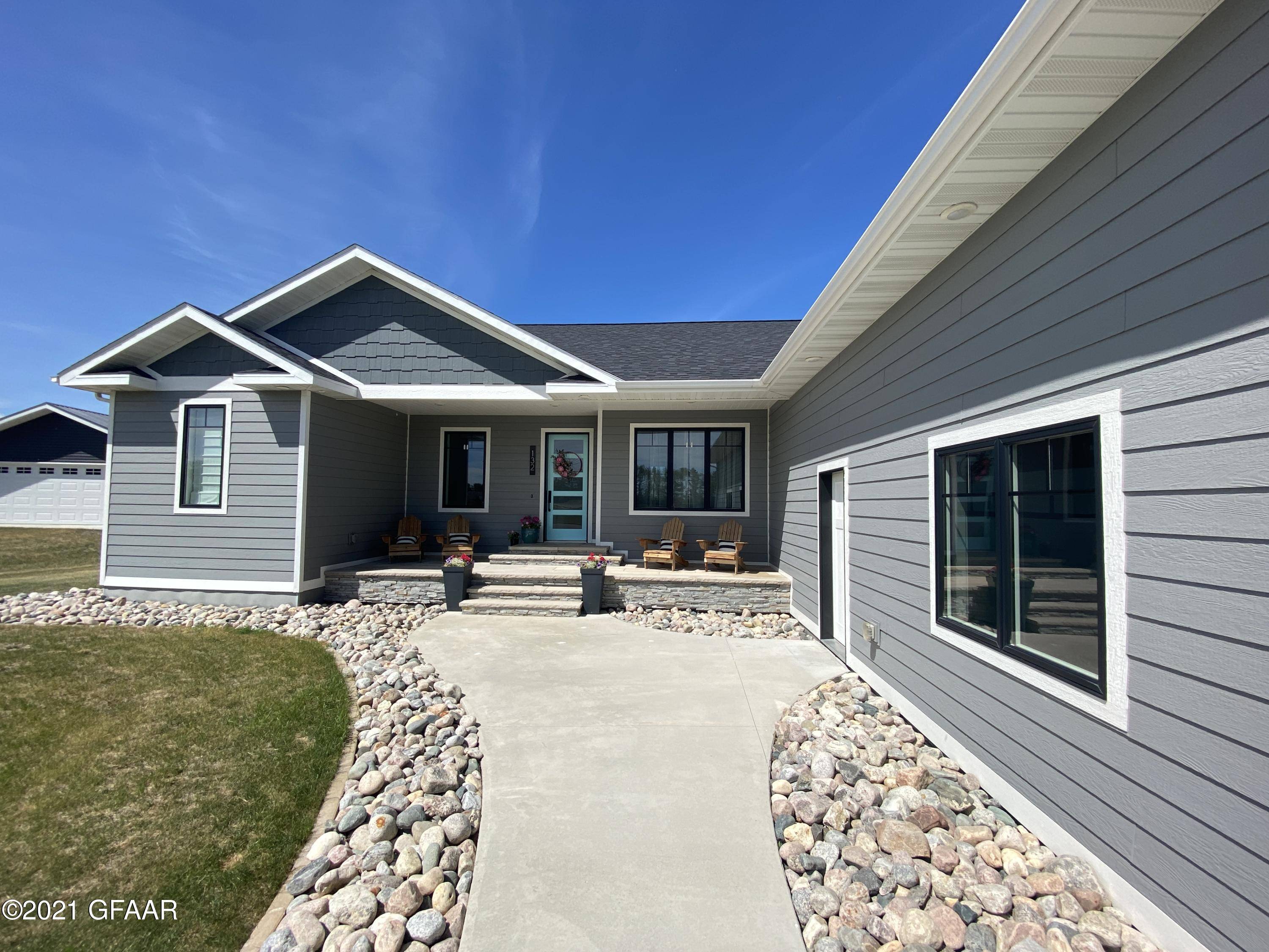 Park River, ND 58270,132 NORTH STAR DR