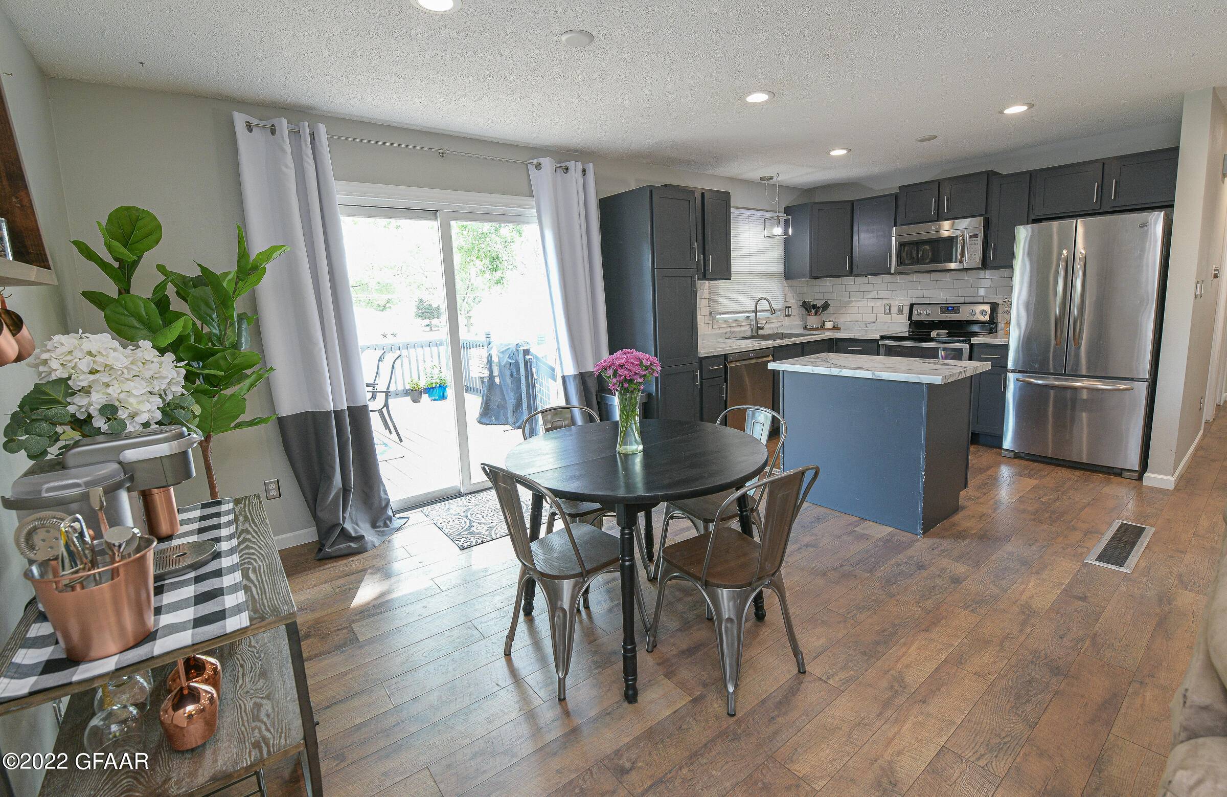Grand Forks, ND 58201,139 VICTORIA CT