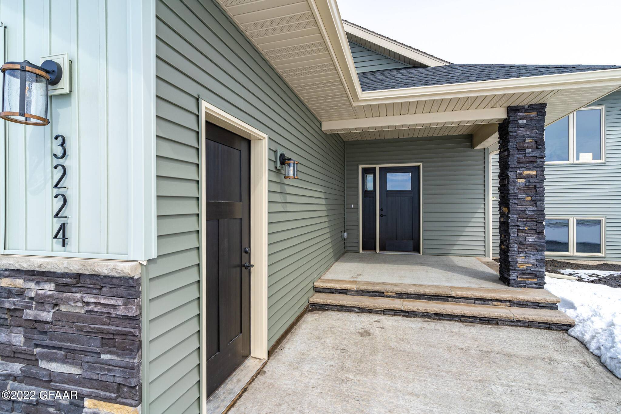 Grand Forks, ND 58201,3224 45TH AVE S