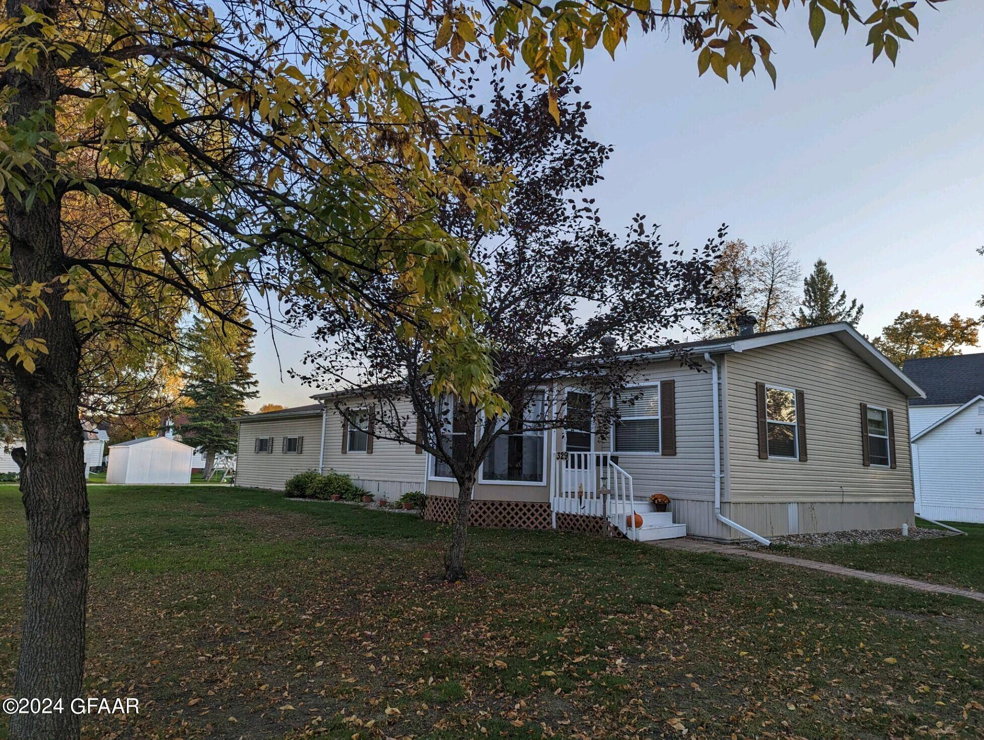Warren, MN 56762,329 N 5TH ST