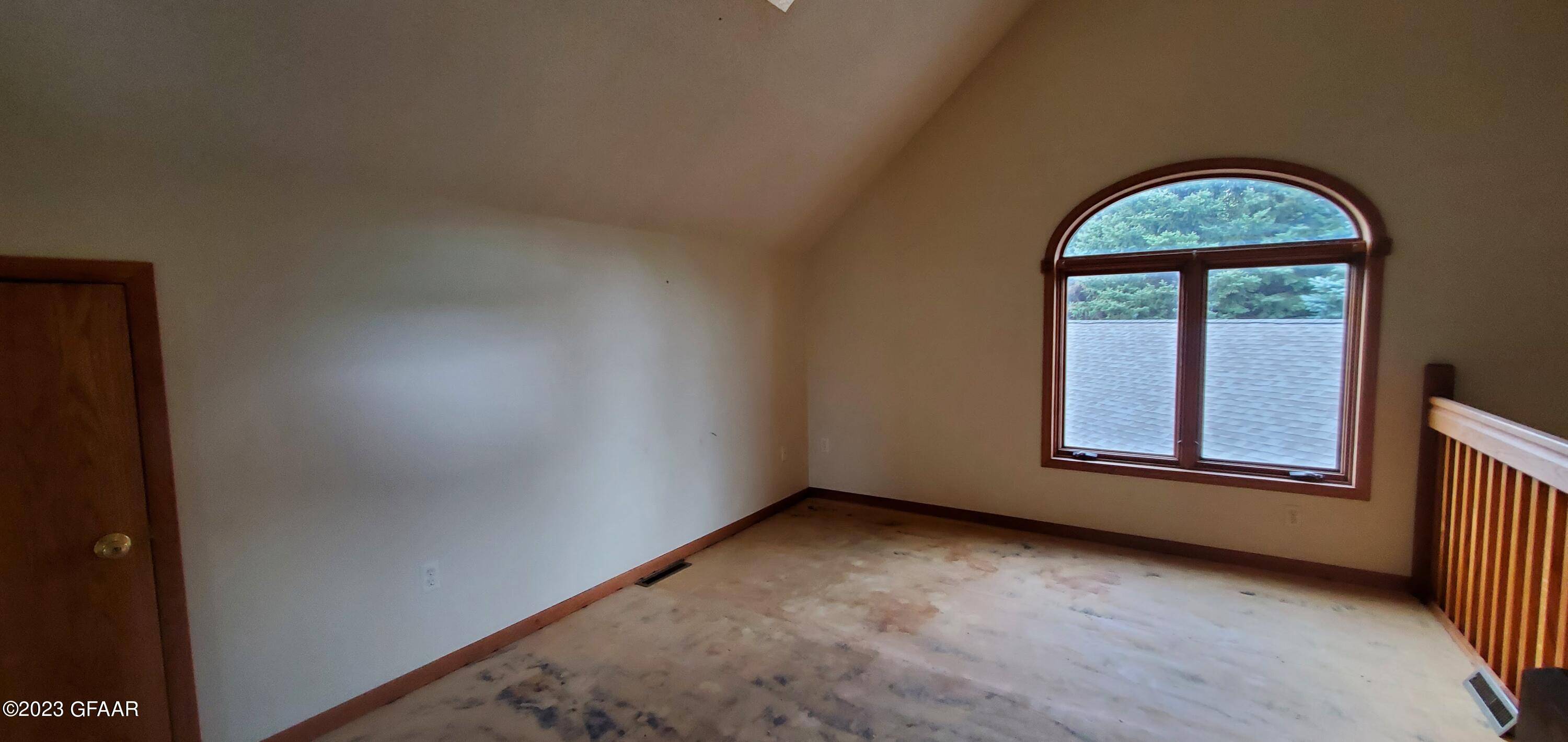 1126 MORGAN PL East Grand Forks, MN 56721