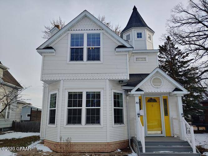 Thief River Falls, MN 56701,712 HORACE AVE N