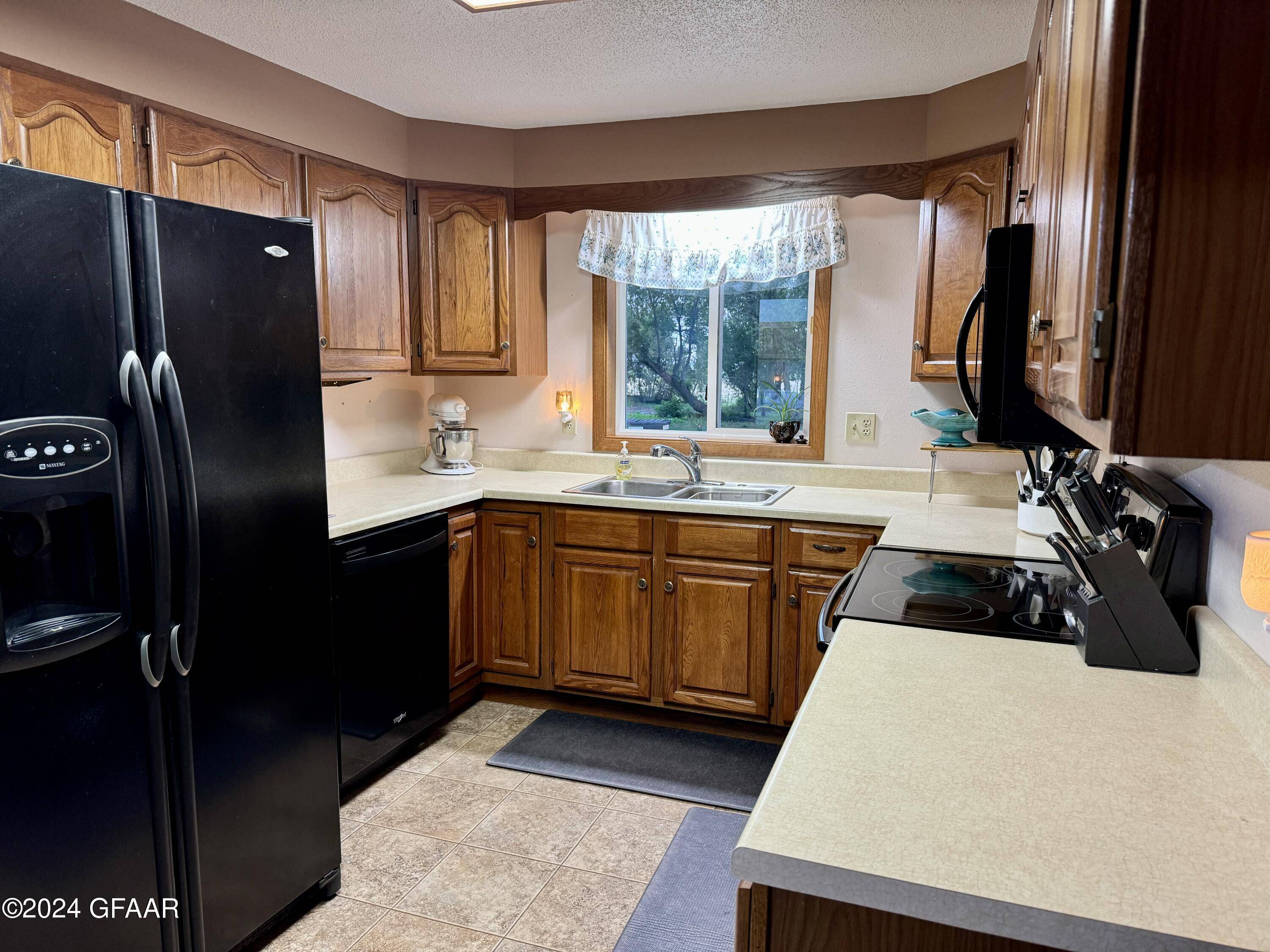 Cavalier, ND 58220,9588 143RD AVE NE