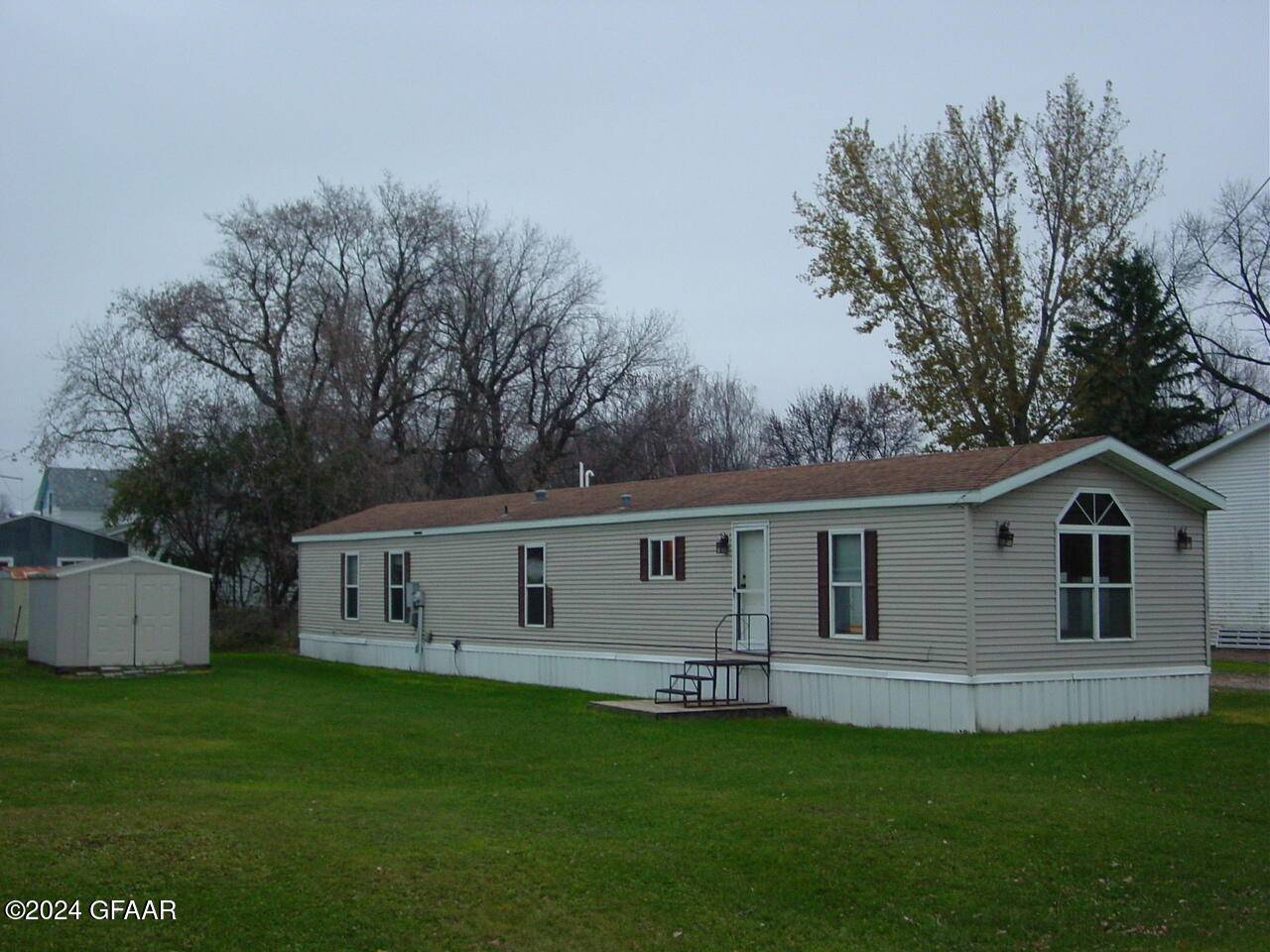 Manvel, ND 58256,805 WESTERN AVE