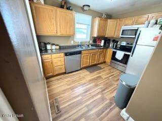 Larimore, ND 58251,612 TERRY AVENUE AVE