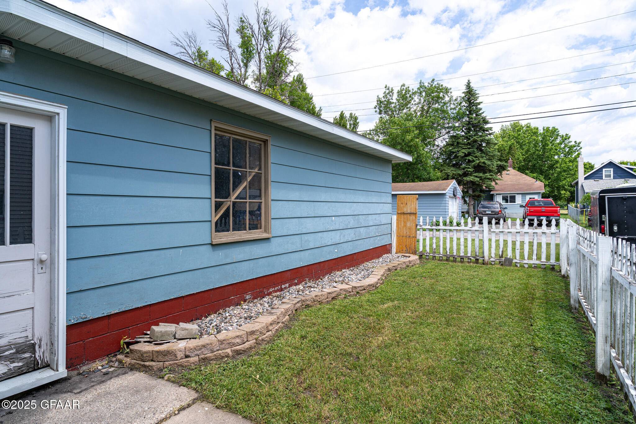 Crookston, MN 56716,215 WASHINGTON AVE