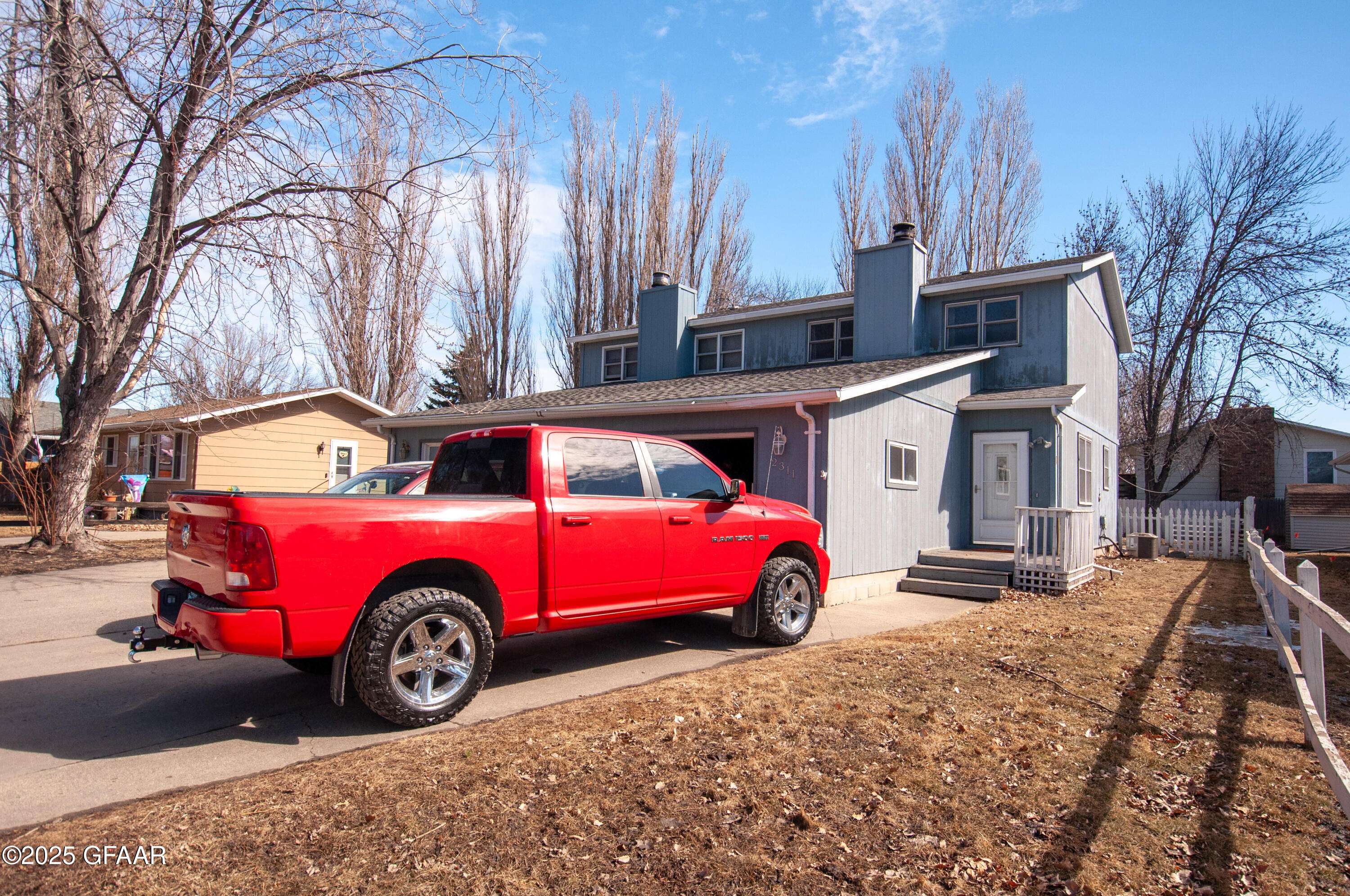 Grand Forks, ND 58201,2311 S 20TH ST