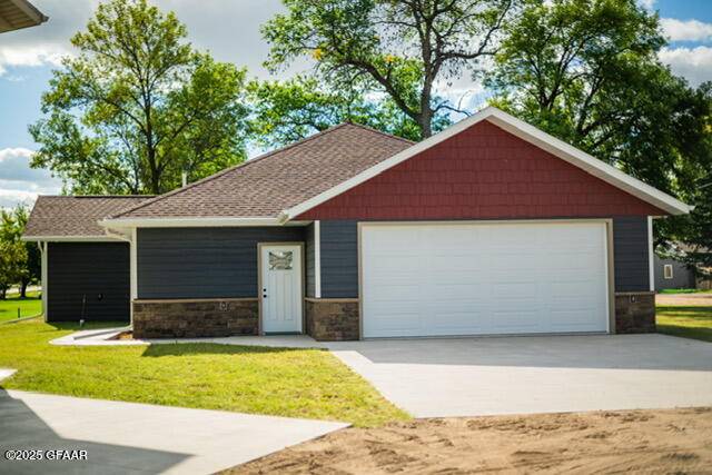 Hallock, MN 56728,108 ELM CIR