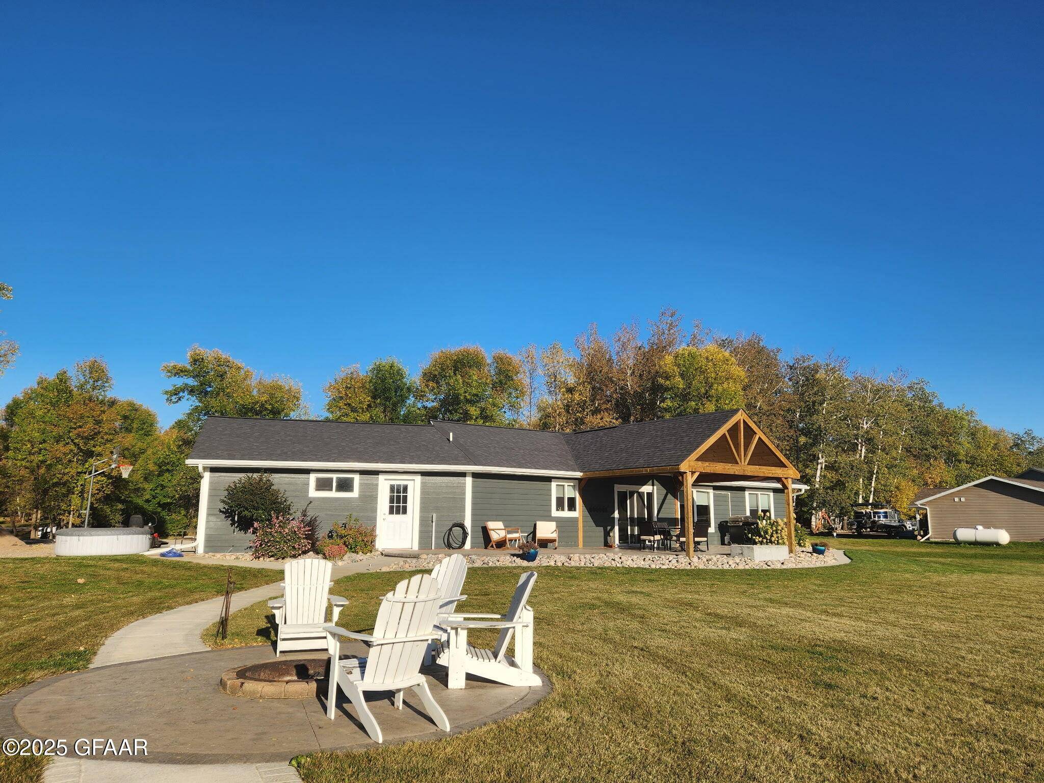 Erskine, MN 56535,18155 ANDERSON TRL SE