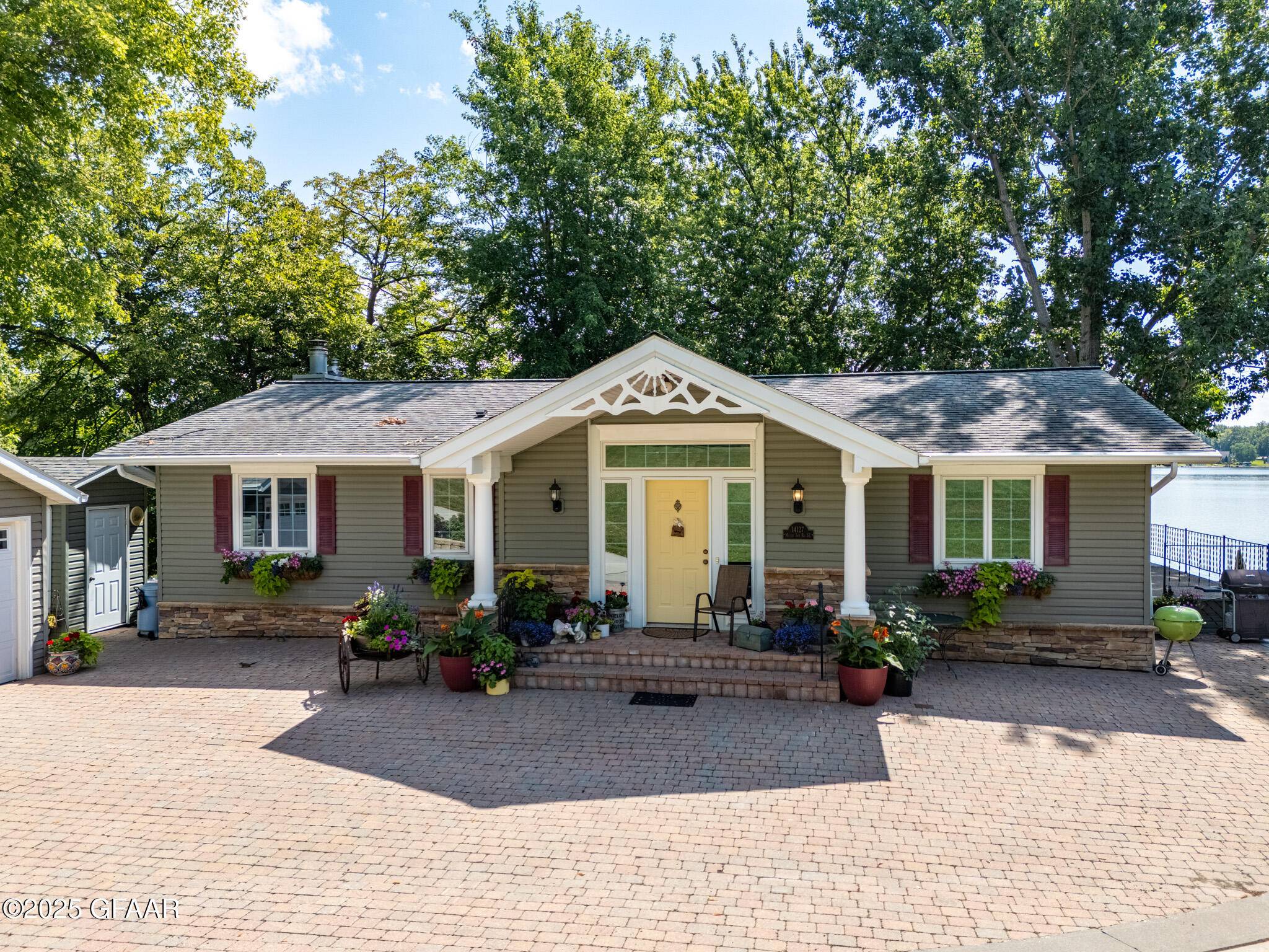 Mentor, MN 56736,14127 MAPLE INN RD SE