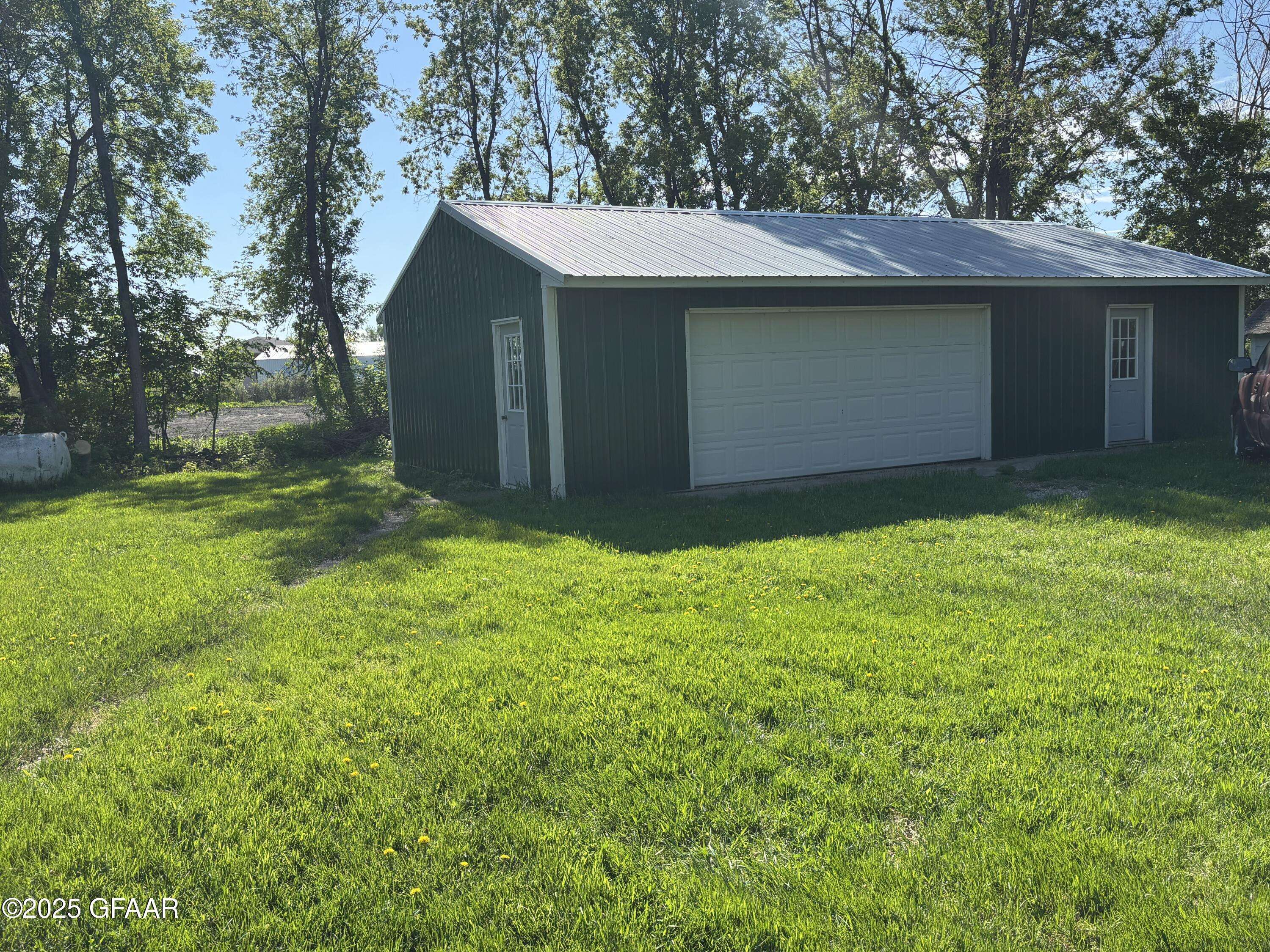 East Grand Forks, MN 56721,43321 220TH ST SW