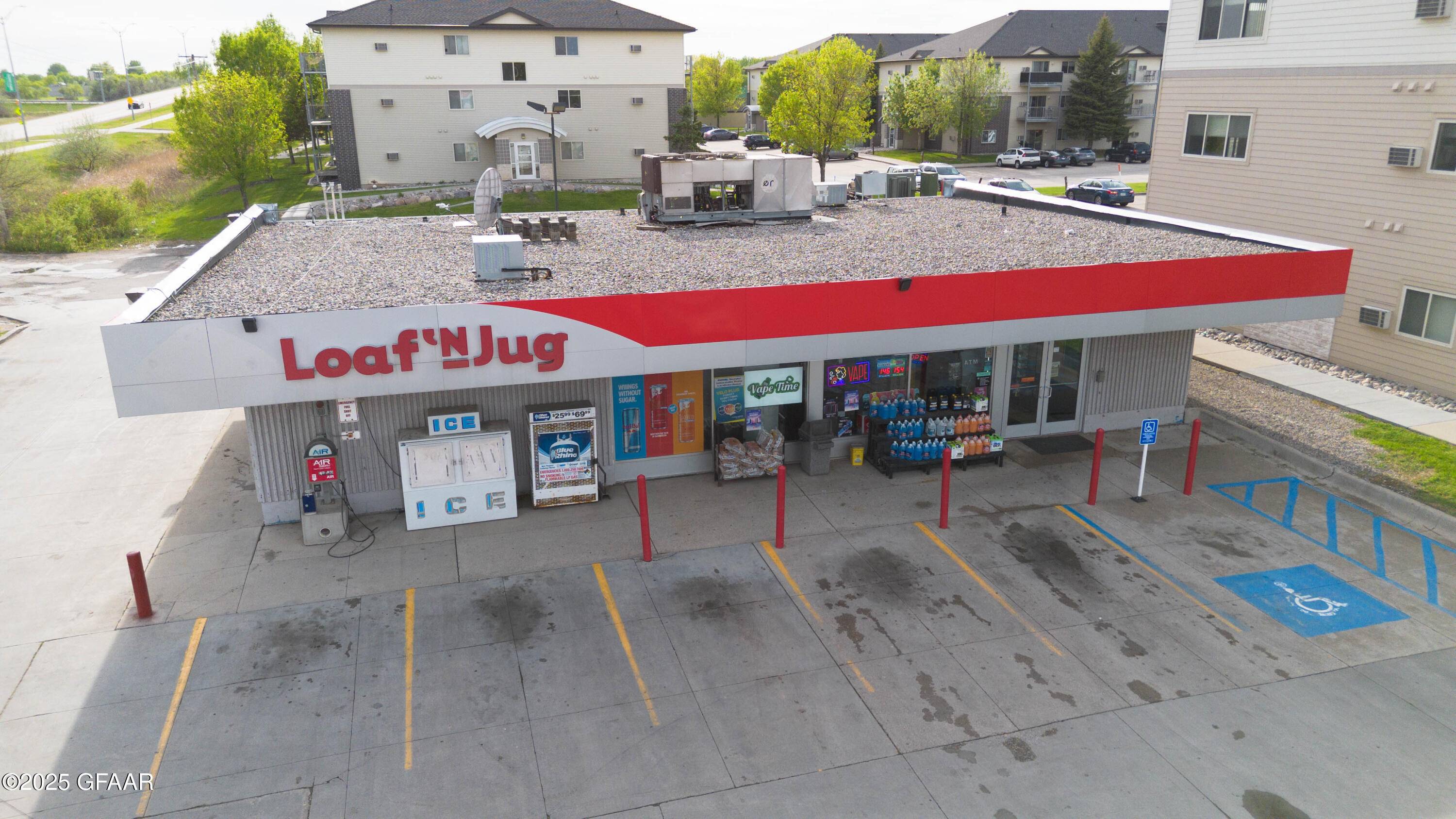 Grand Forks, ND 58203,4250 UNIVERSITY AVE