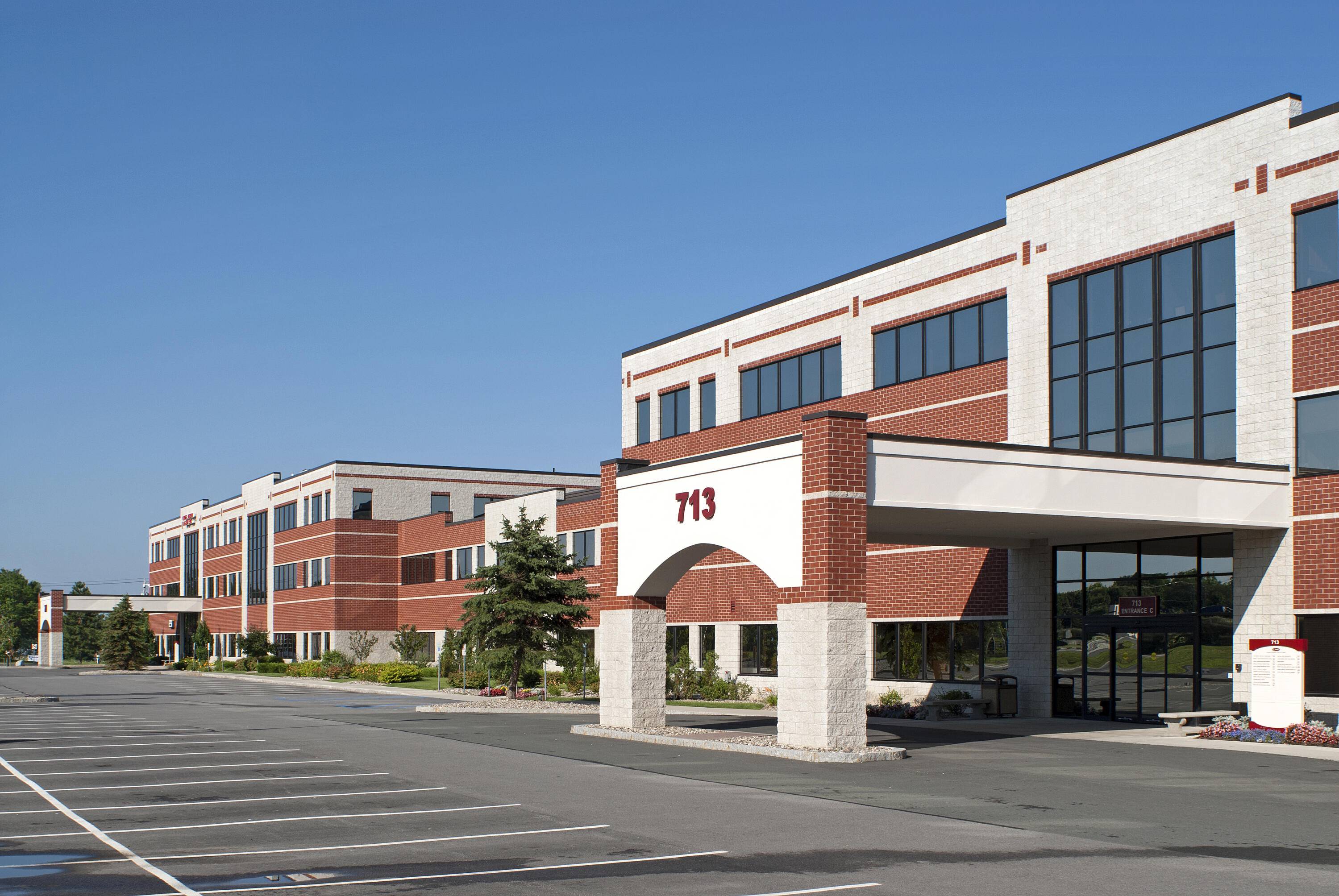 Latham, NY 12110,711-713 Troy-Schenectady RD
