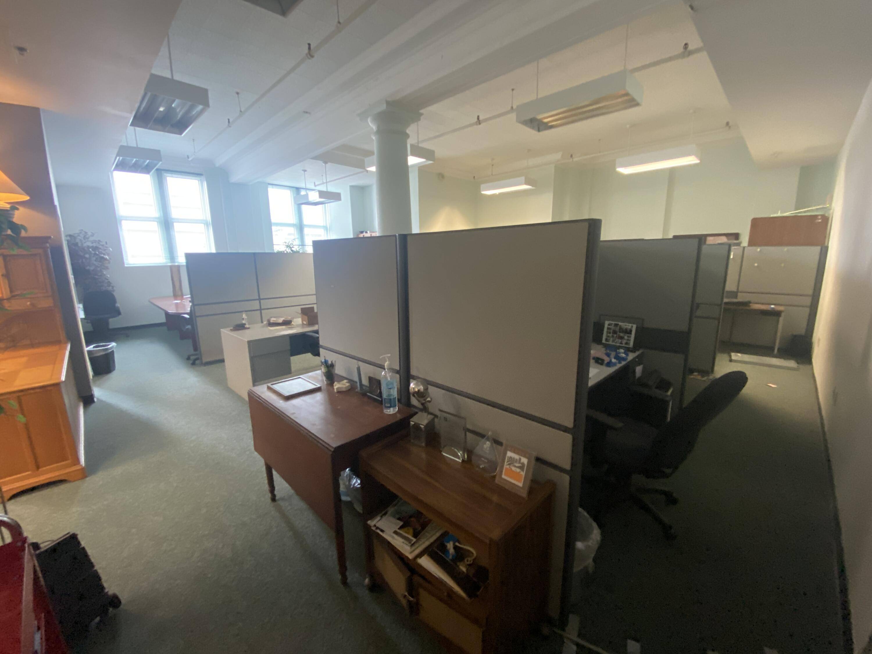Troy, NY 12180,2 3rd ST