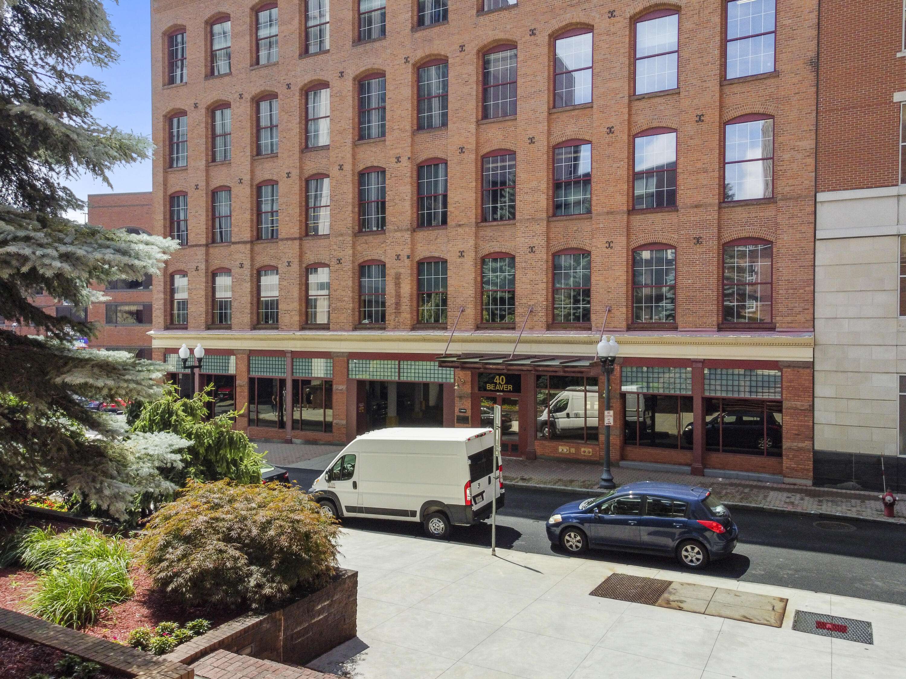 Albany, NY 12207,40 Beaver ST