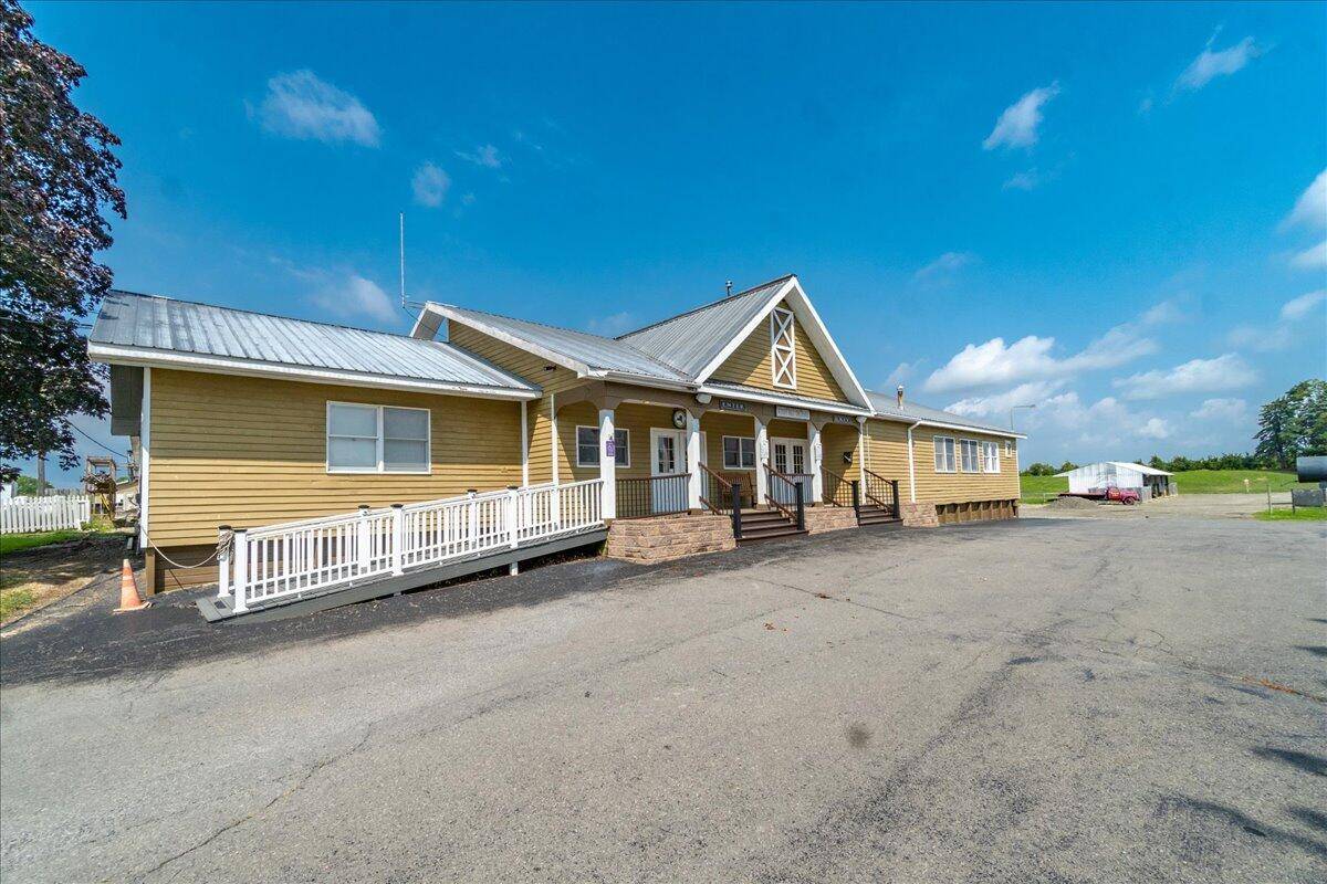Schodack, NY 12033,1297 Brookview Station RD