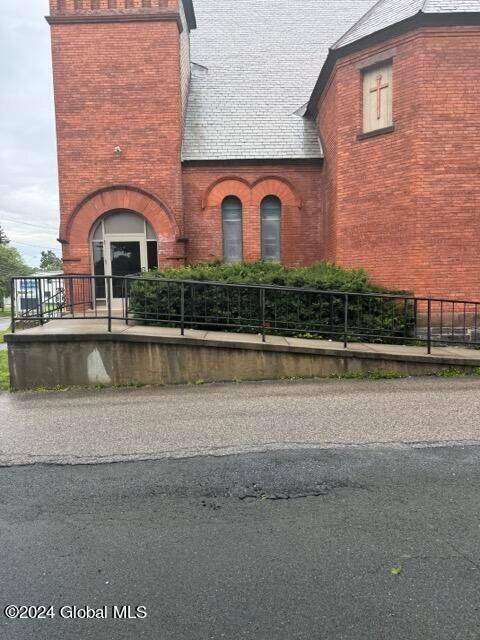 Hoosick Falls, NY 12090,130 Main ST