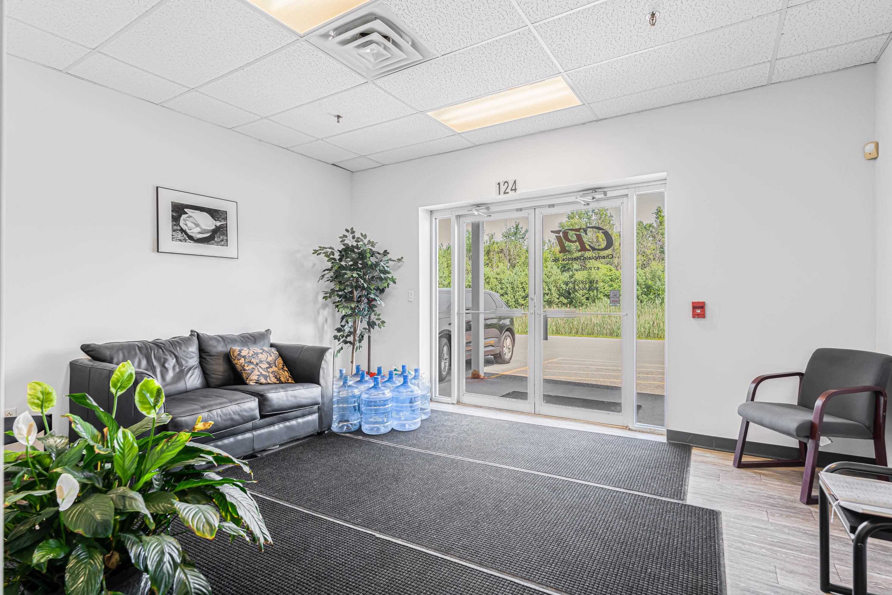 Rouses Point, NY 12979,87 Pillsbury RD