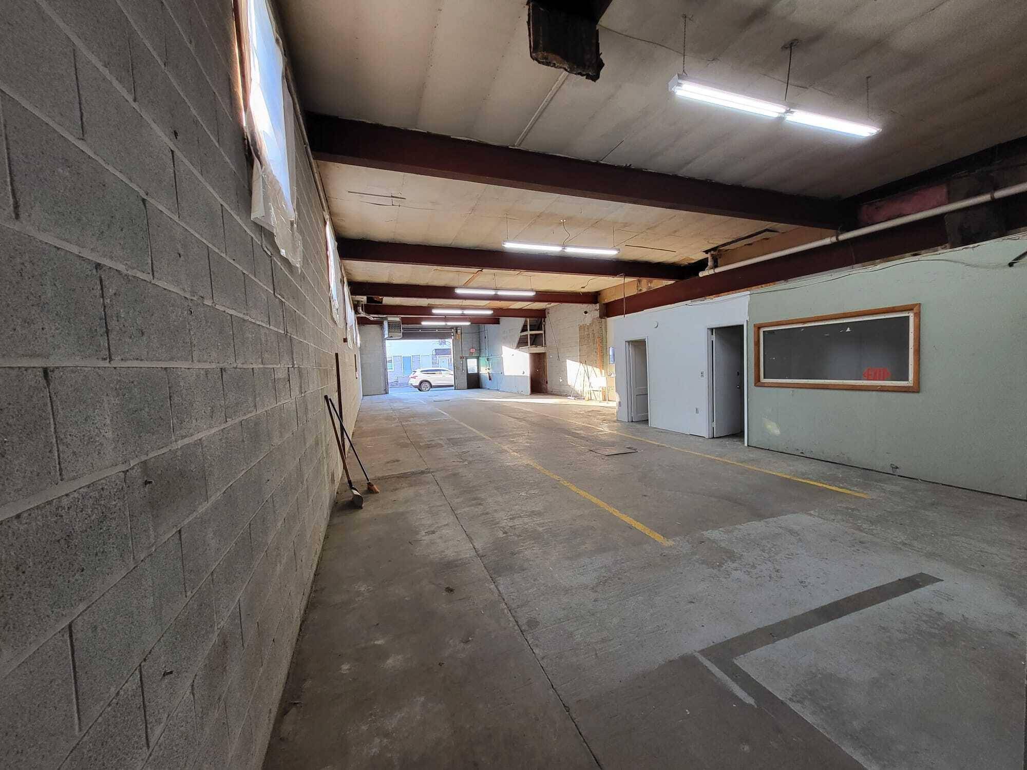 Watervliet, NY 12189,1238 4th AVE