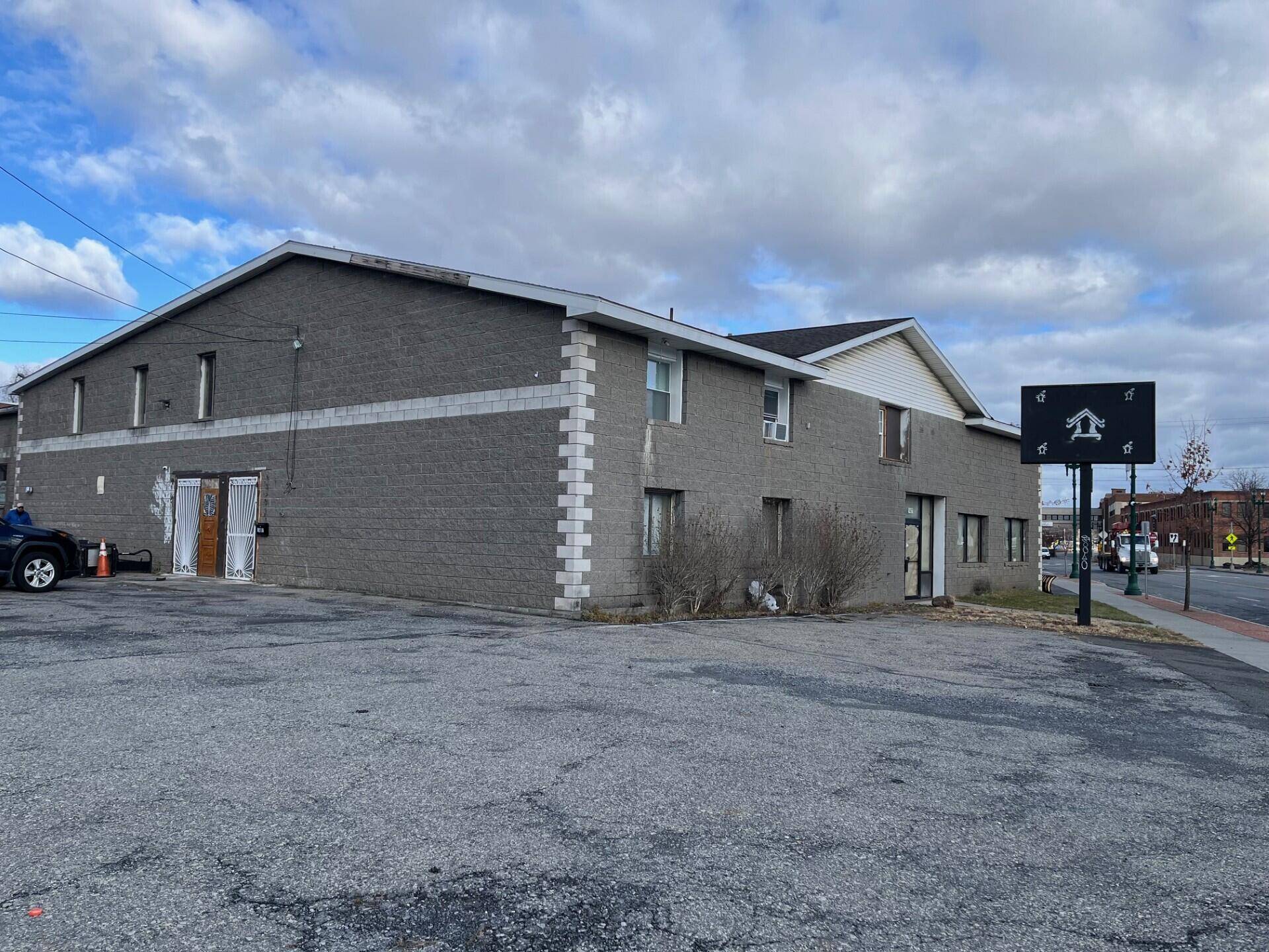 Schenectady, NY 12305,1401 Erie BLVD