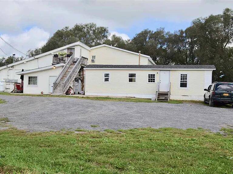 Perth, NY 12010,389 McKay RD