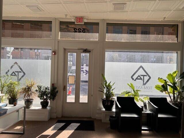 Albany, NY 12207,522 Broadway