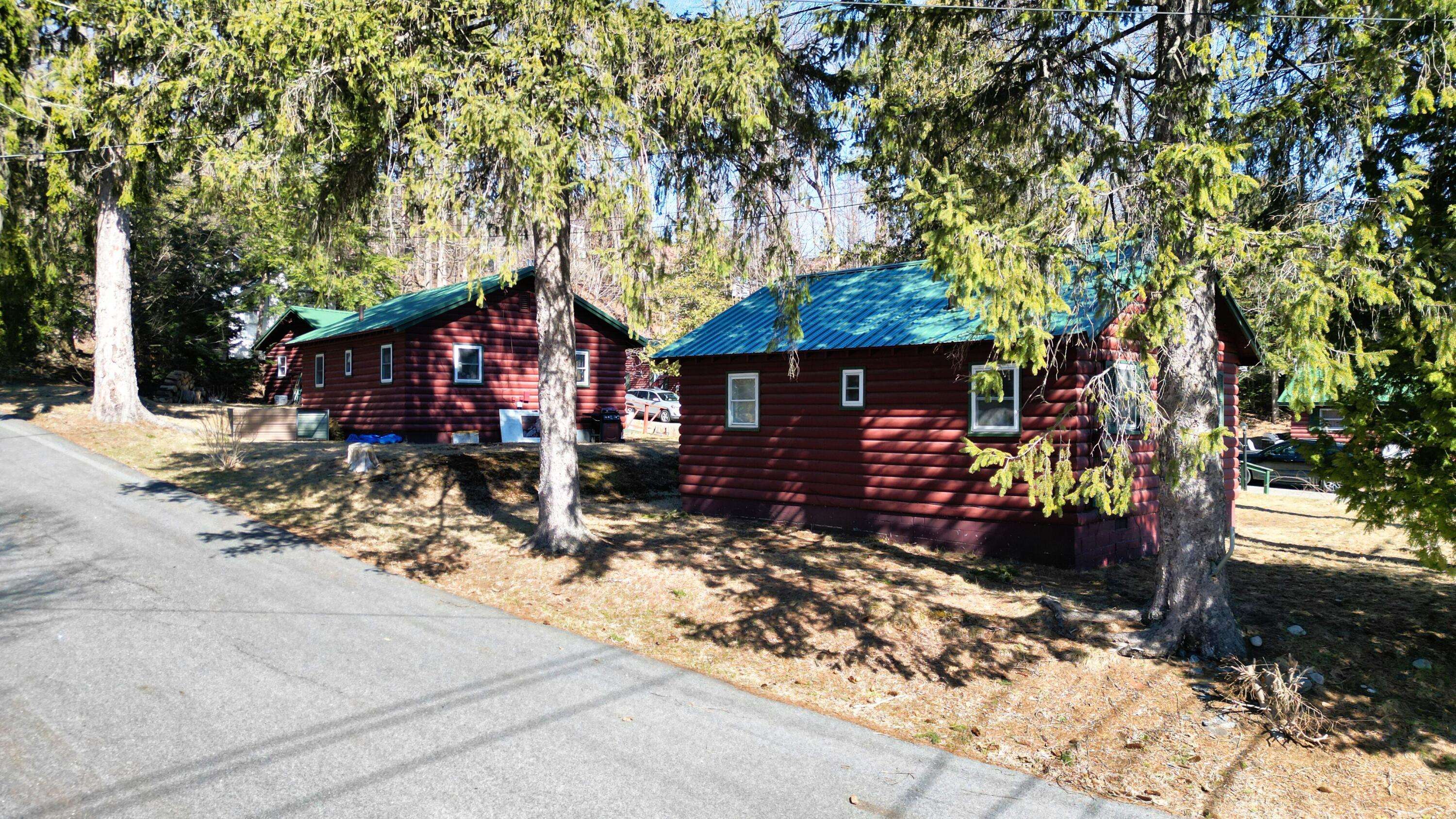 Lake George, NY 12845,64-68 Chestnut ST