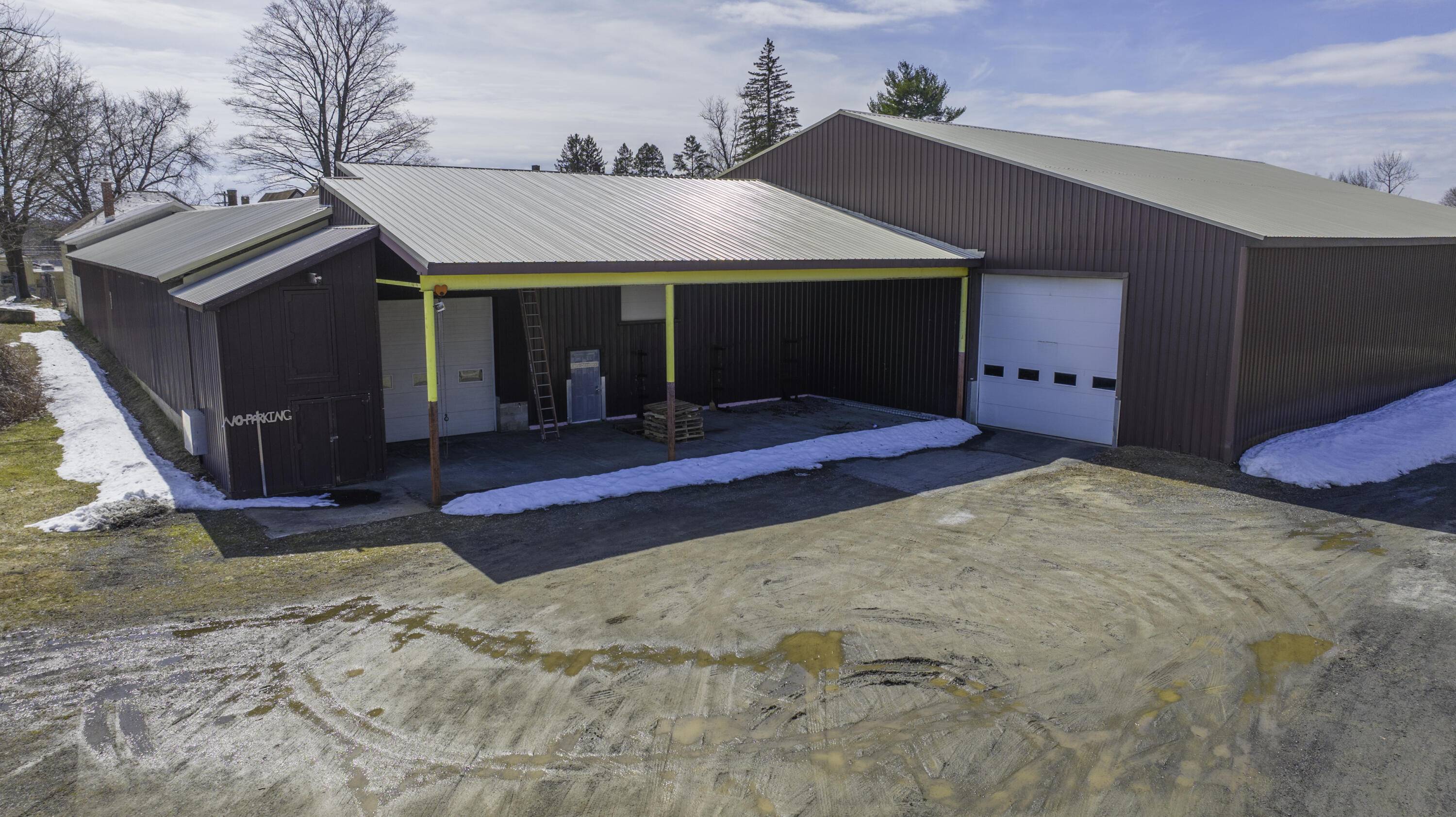 Mayfield, NY 12117,24 W Main ST