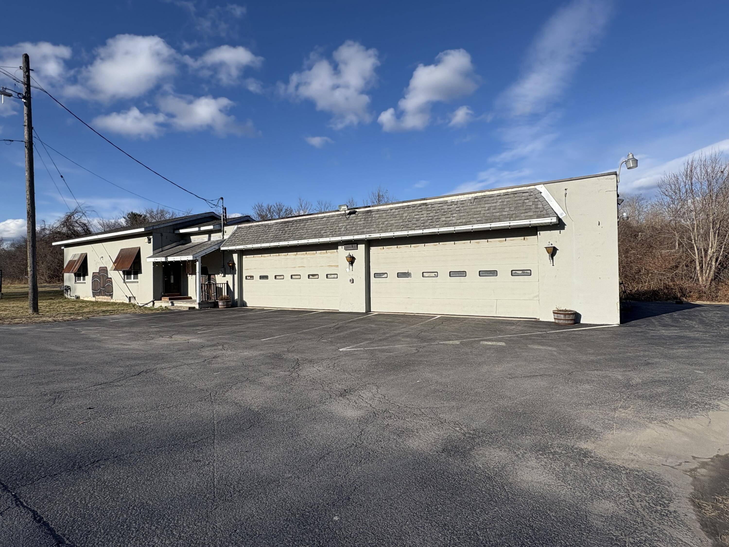 Schenectady, NY 12302,3304 Amsterdam RD