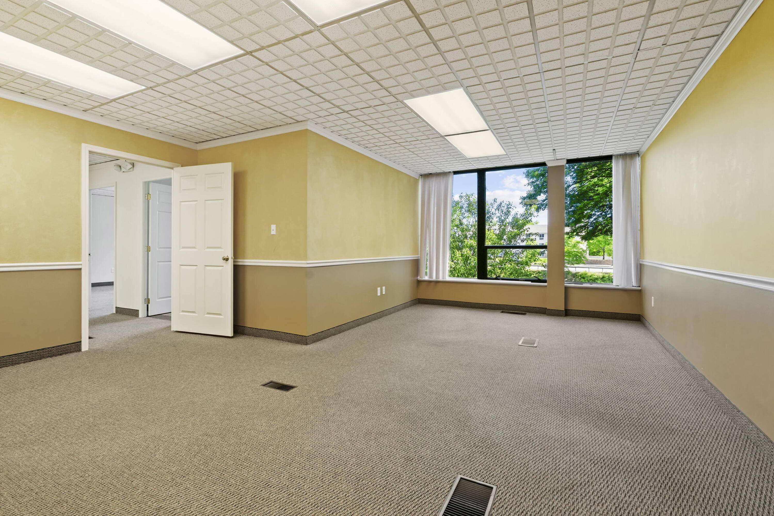 Latham, NY 12110,678 Troy-Schenectady RD