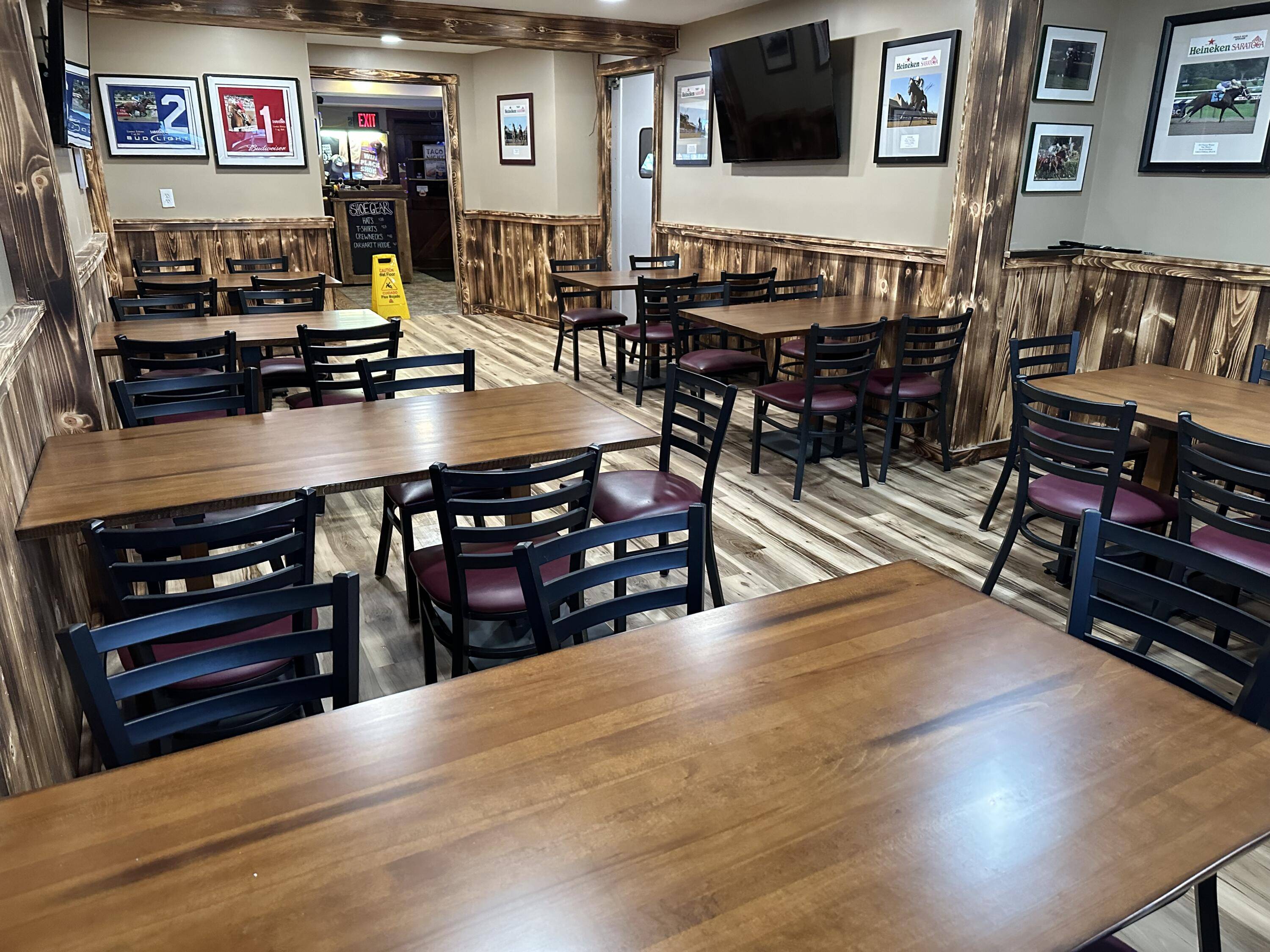 Saratoga Springs, NY 12866,9 Gridley ST