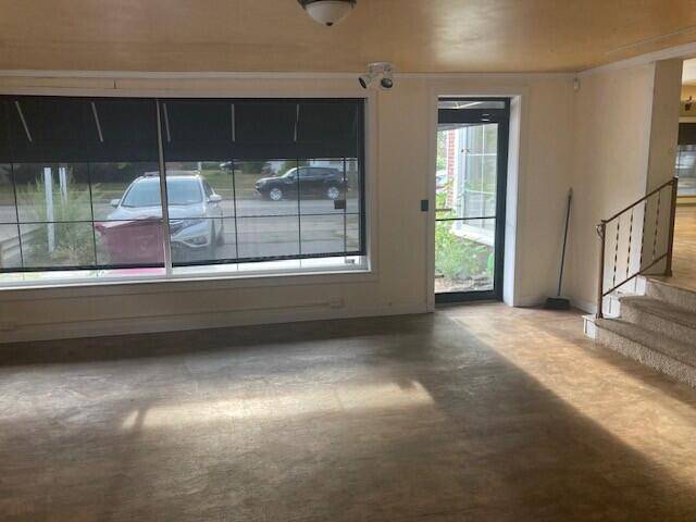 Glens Falls, NY 12801,71 Bay ST