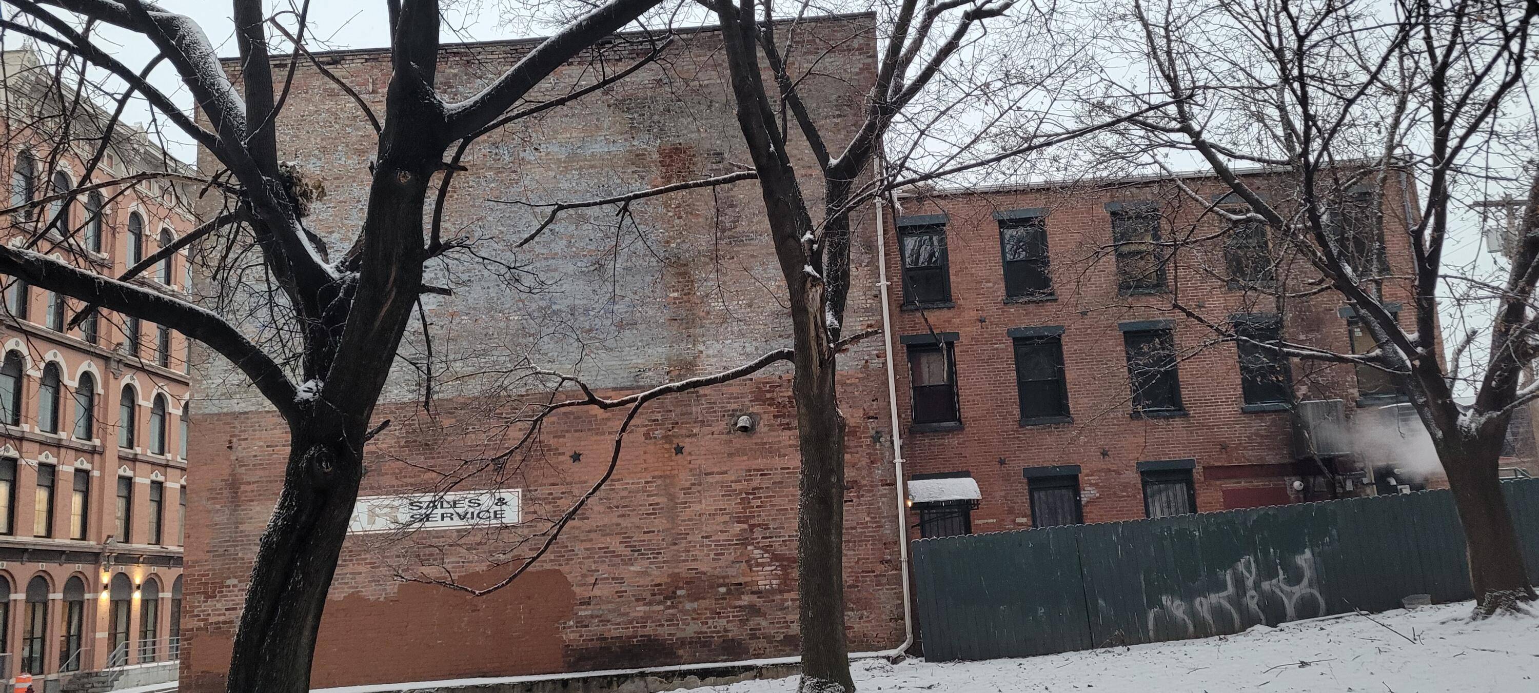 Troy, NY 12180,540 River ST