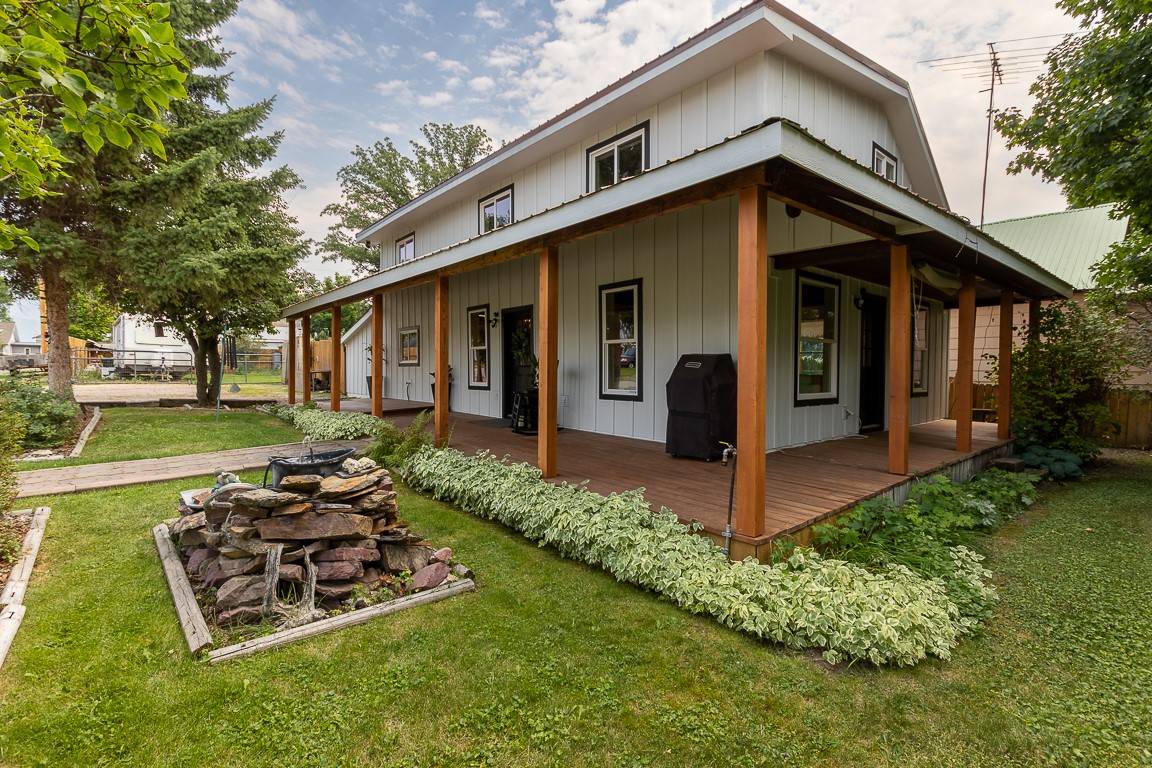 Saint Ignatius, MT 59865,300 Diamond ST