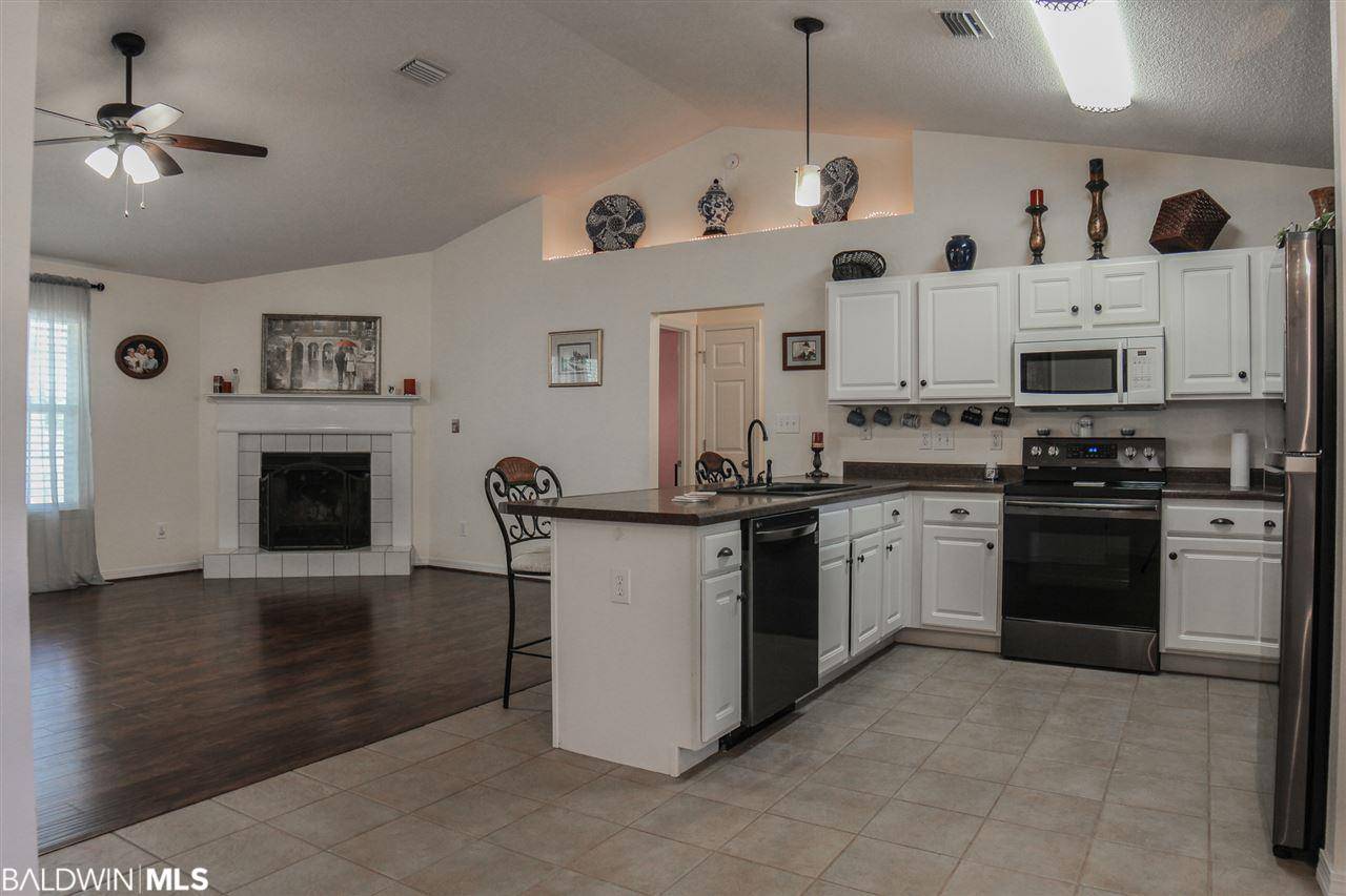 Foley, AL 36535,301 Woodbridge Court