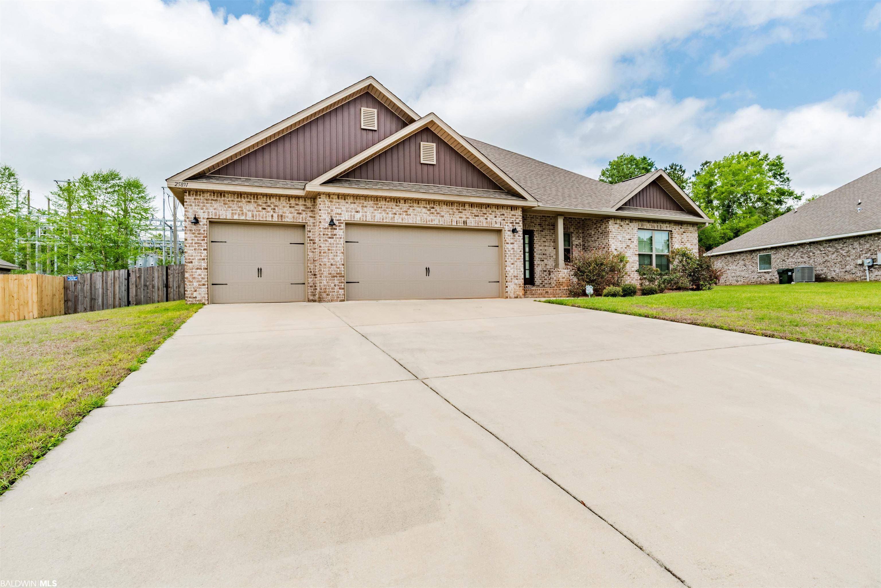 Daphne, AL 36526,25891 Bellewood Drive