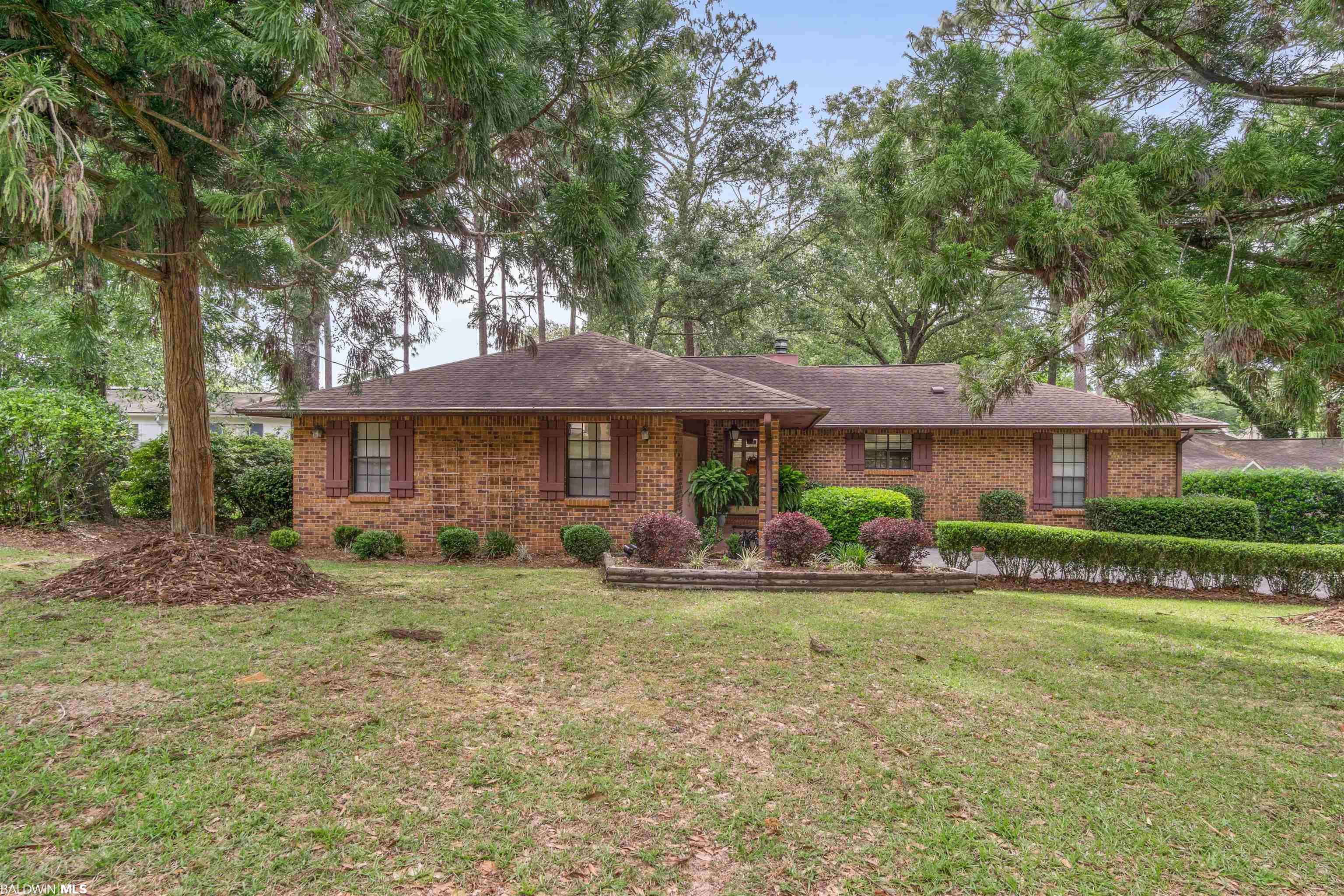 Daphne, AL 36526,184 Rolling Hill Drive