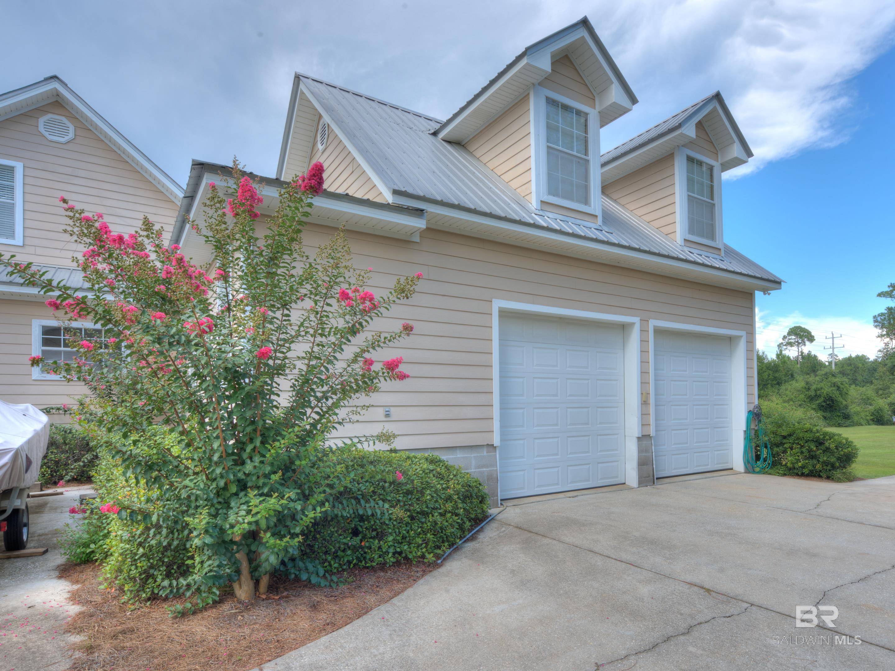 Elberta, AL 36530,9492 Hammock Road