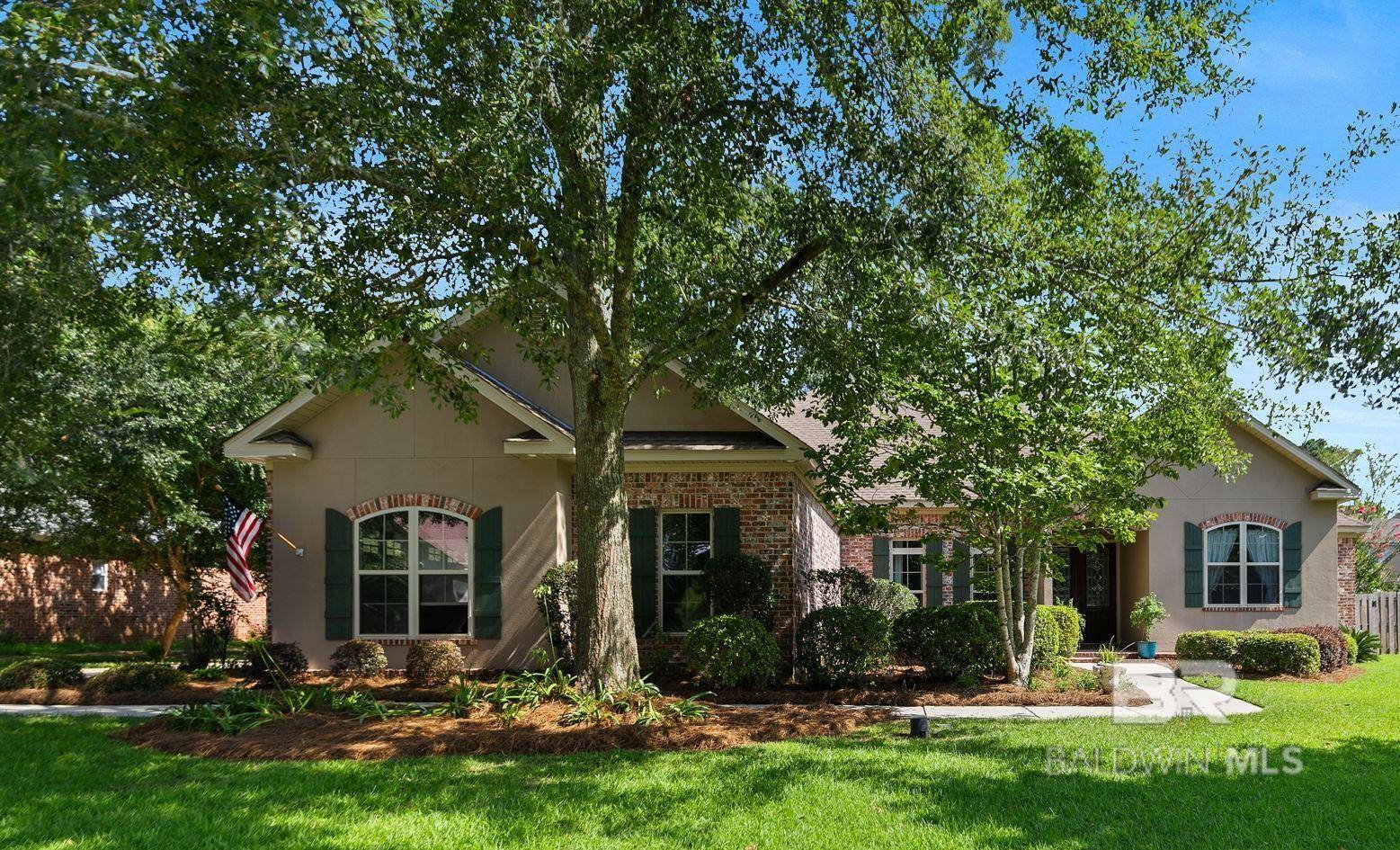 Fairhope, AL 36532,519 Cromwell Avenue
