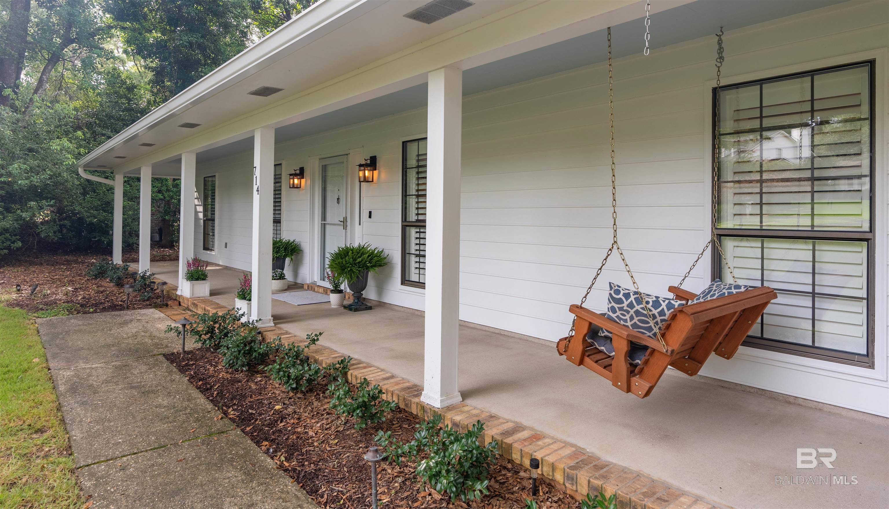 Fairhope, AL 36532,714 Holly Drive