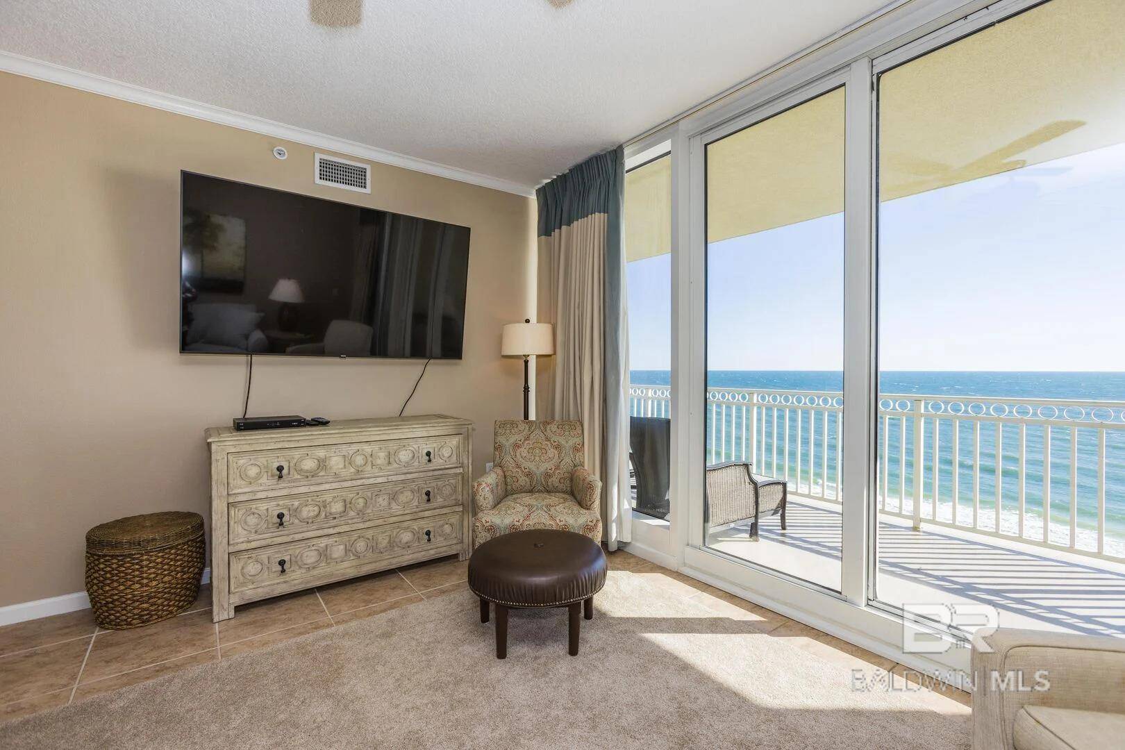Gulf Shores, AL 36542,527 E Beach Boulevard #802
