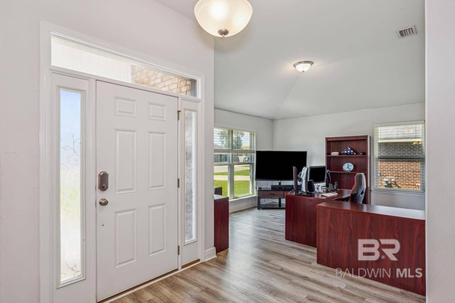 Pensacola, FL 32526,5658 Midfielder Drive