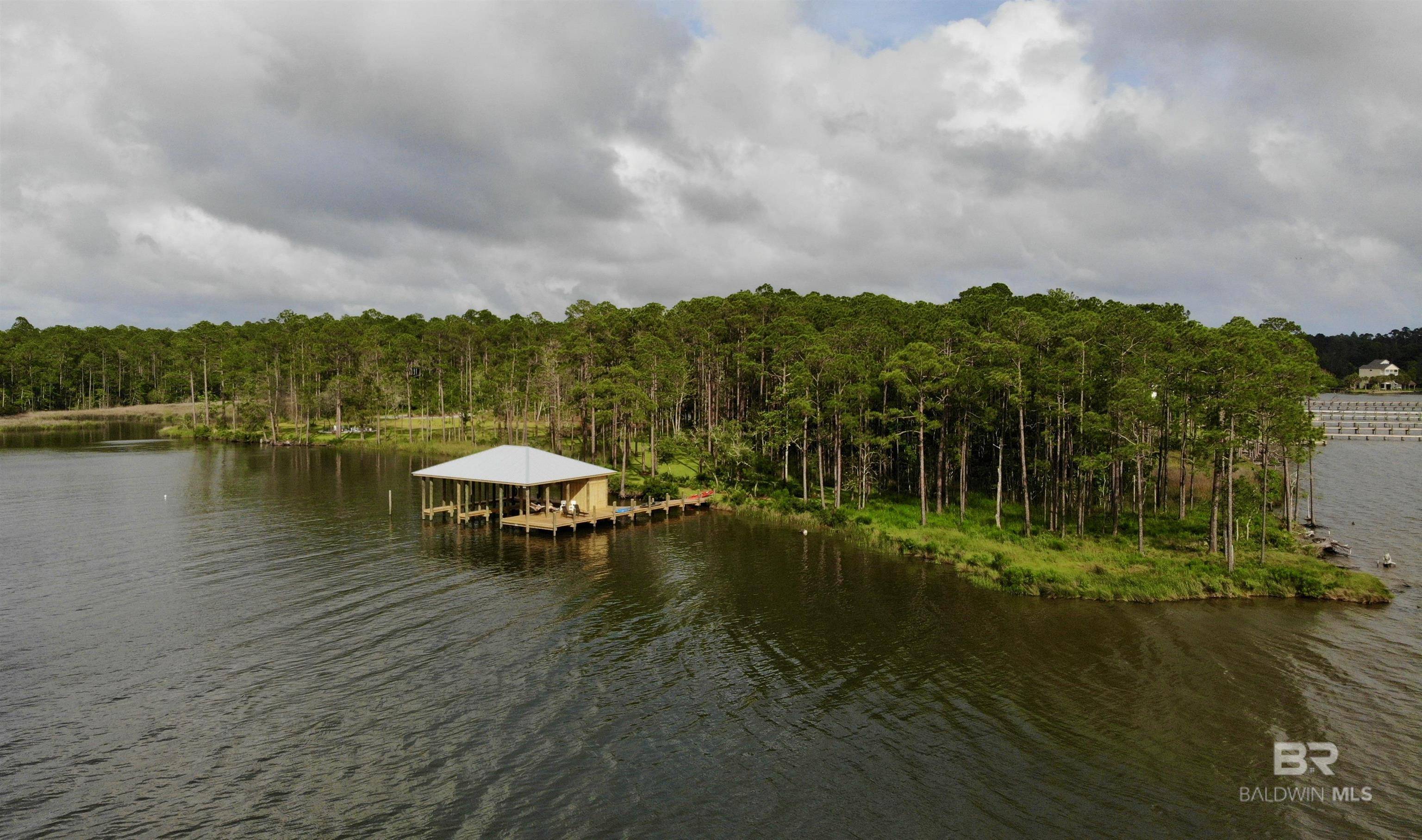 Elberta, AL 36530,26171 Fish Trap Road