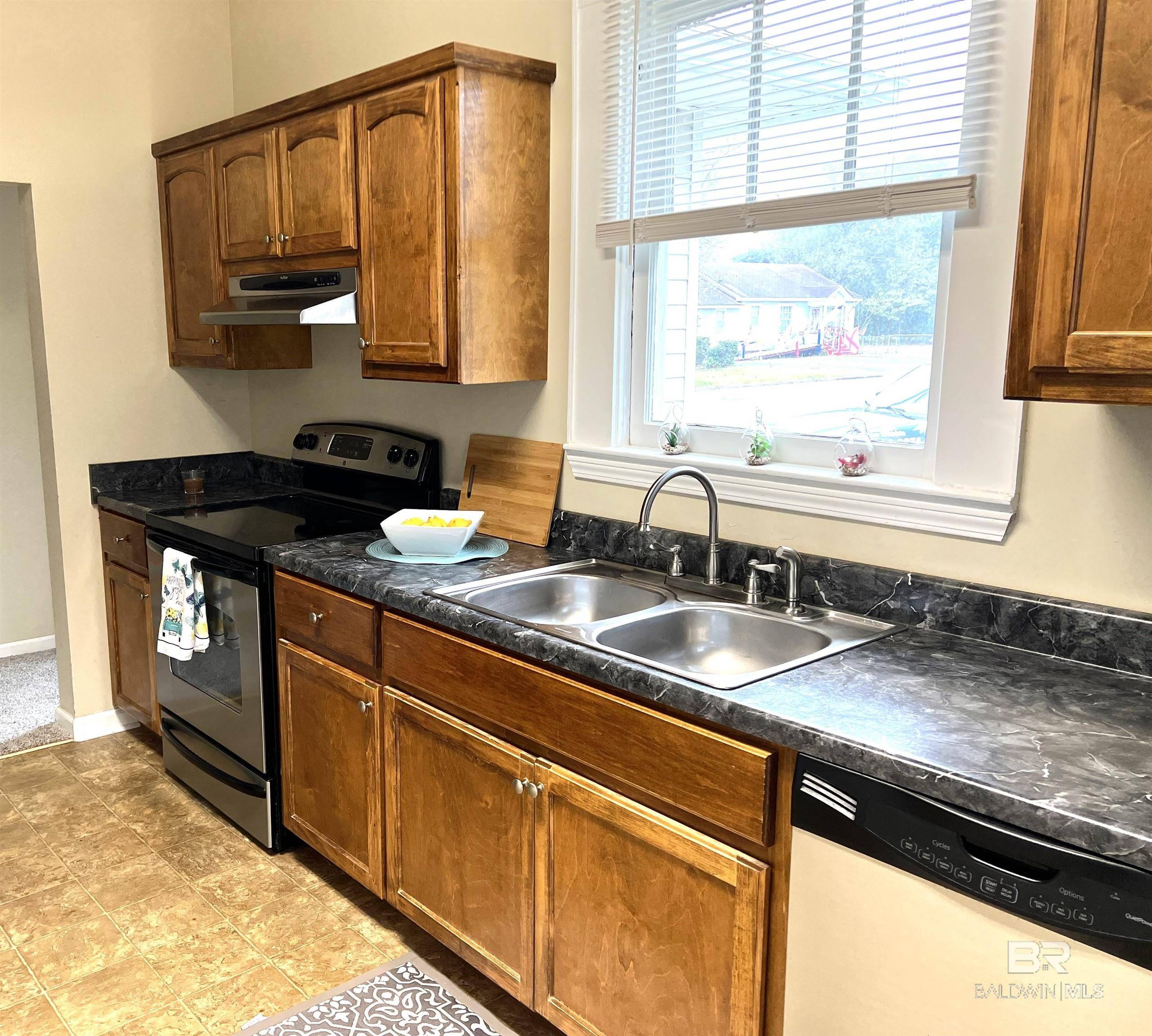 Atmore, AL 36502,501 S Presley Street