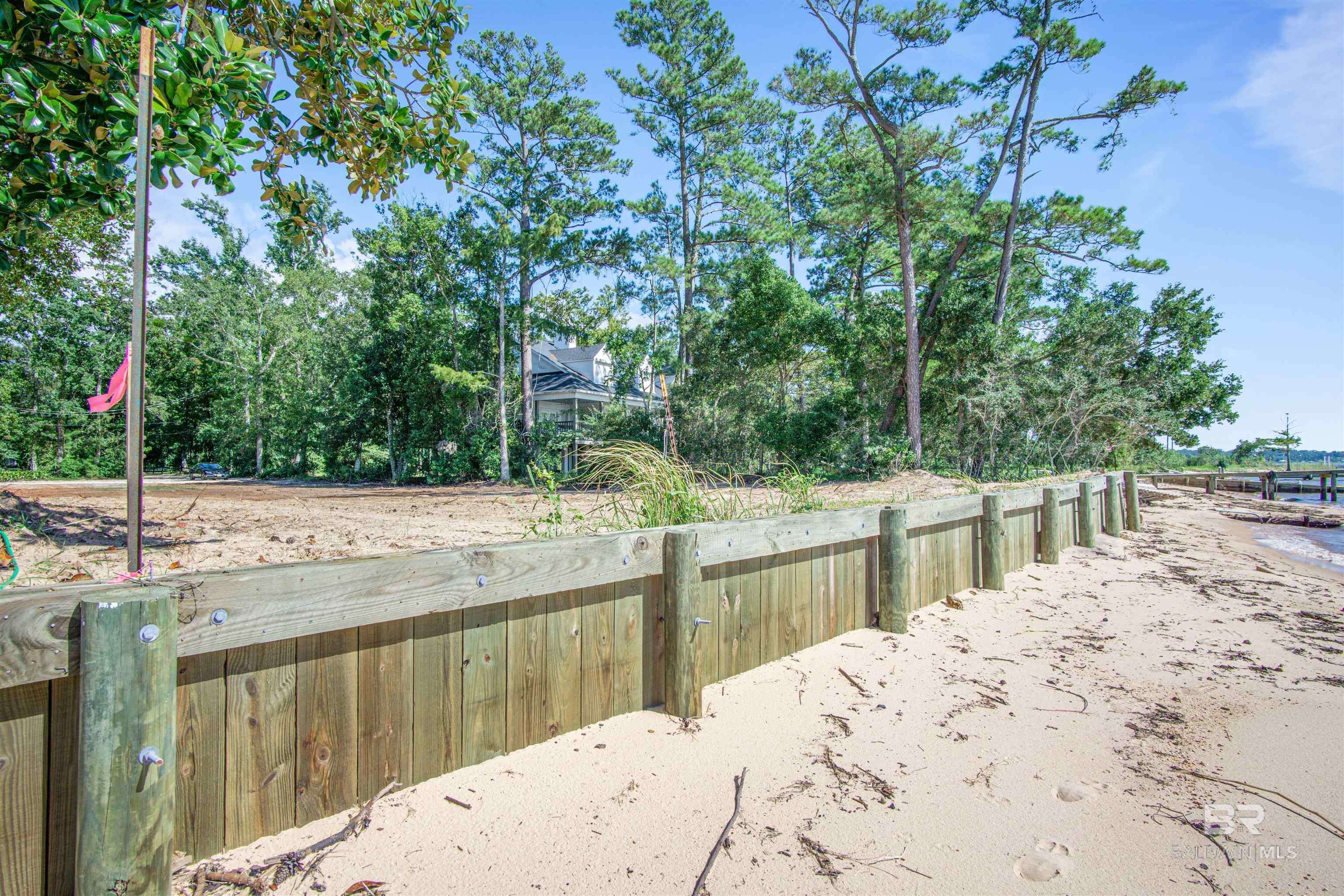 Daphne, AL 36526,24197 Bay Shore Drive