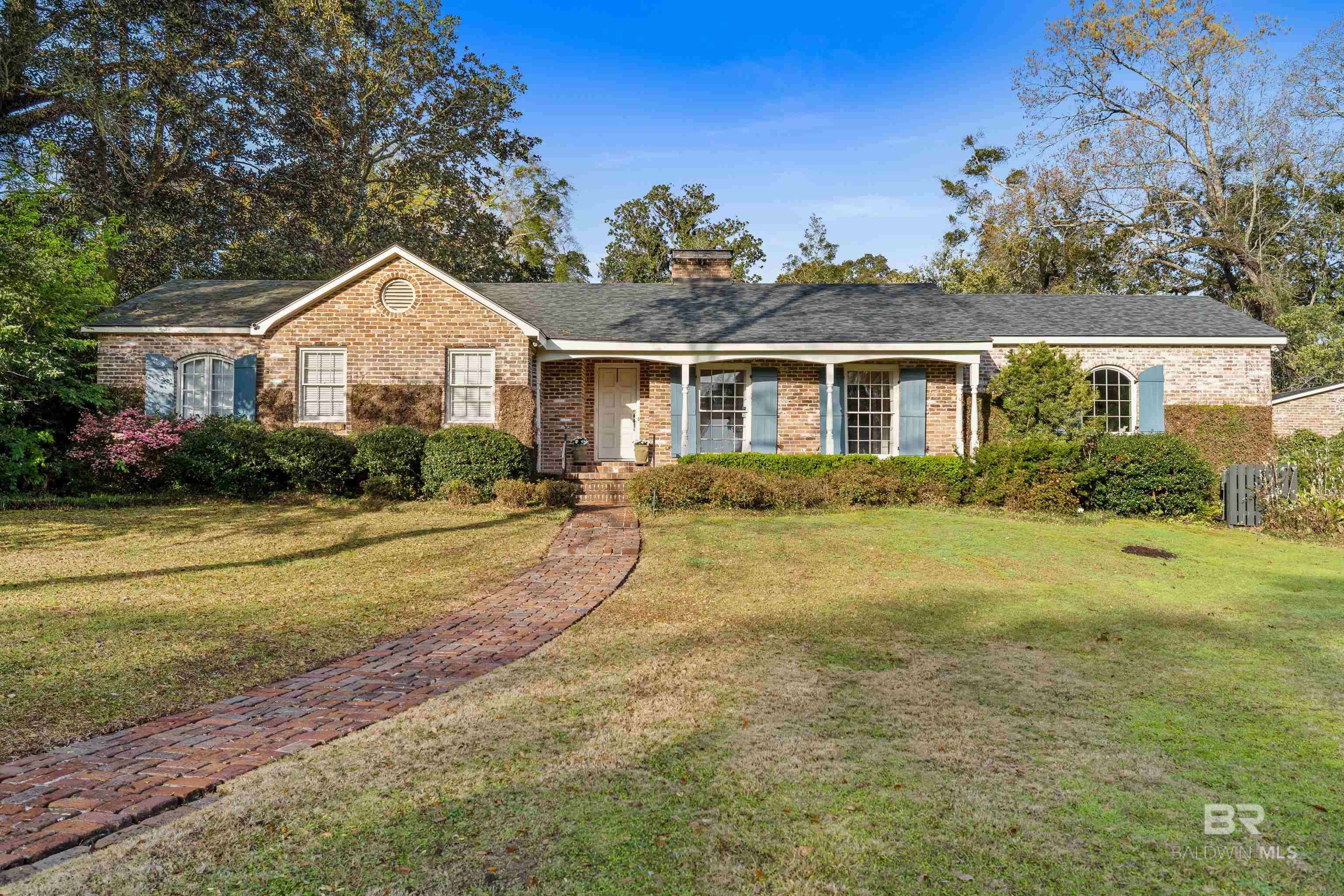 Mobile, AL 36608,141 Myrtlewood Lane