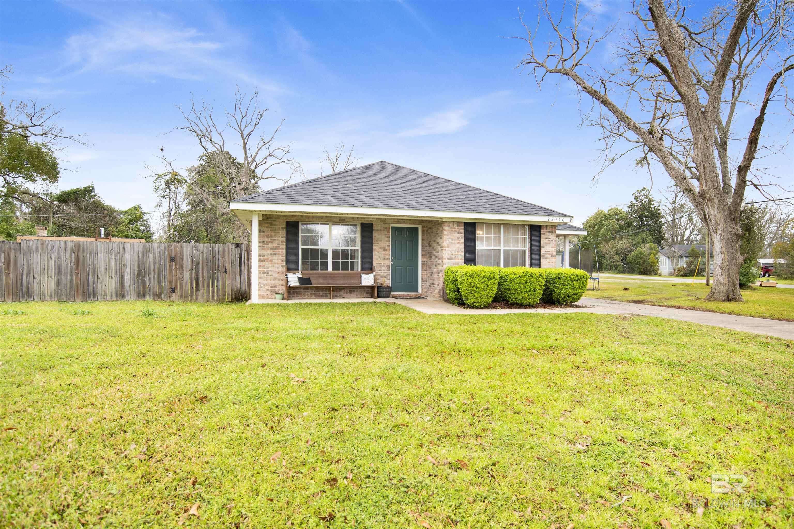 Robertsdale, AL 36567,22410 St Paul Street