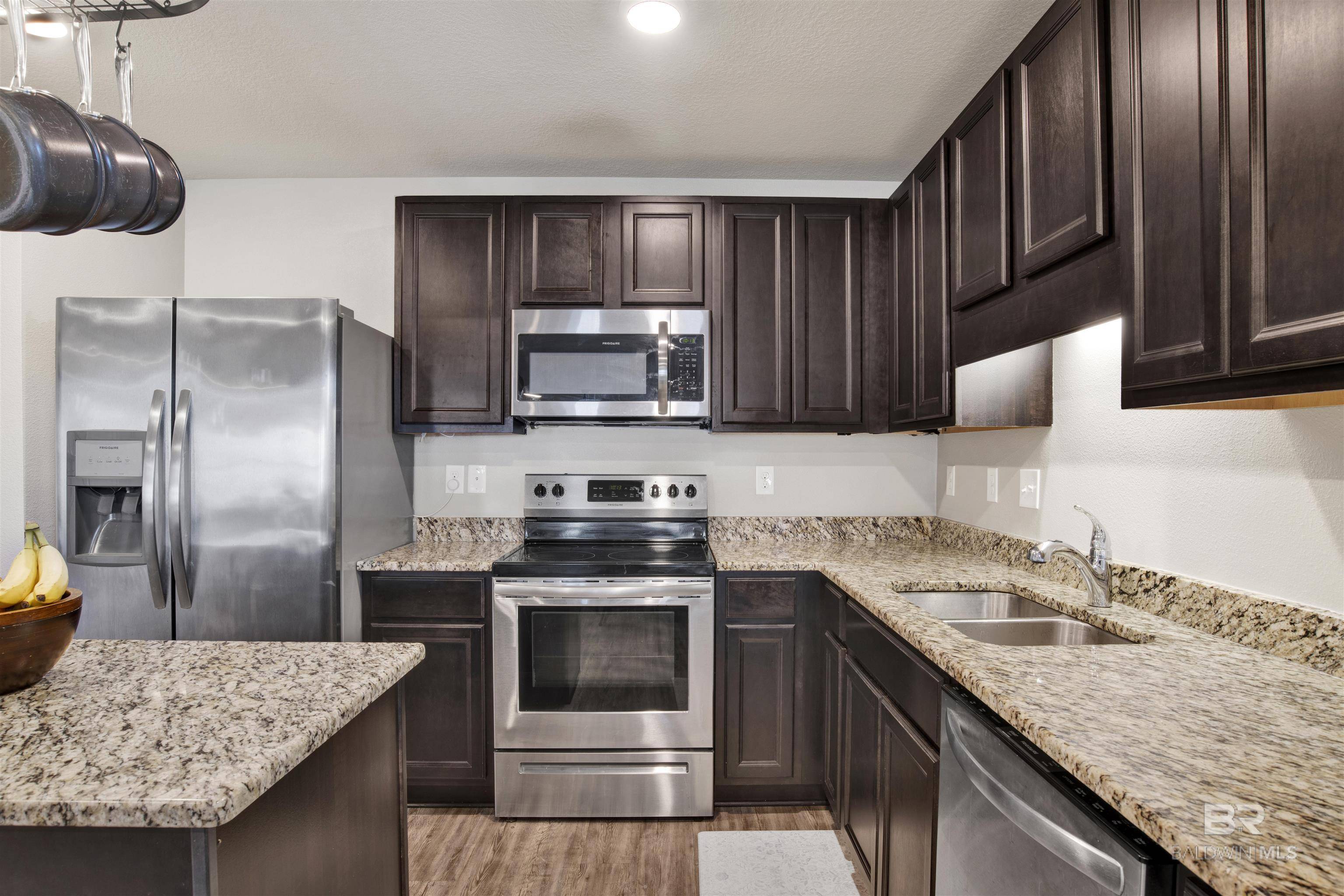 Semmes, AL 36575,1283 FAIRLAWN Drive