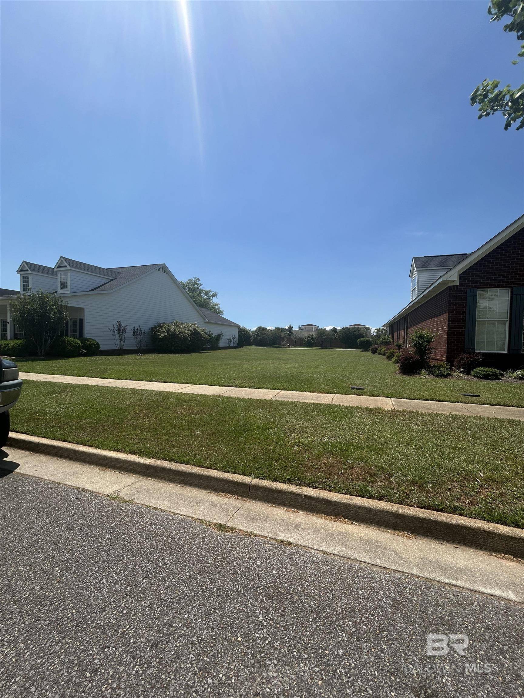 Daphne, AL 36526,0 St Basil Street