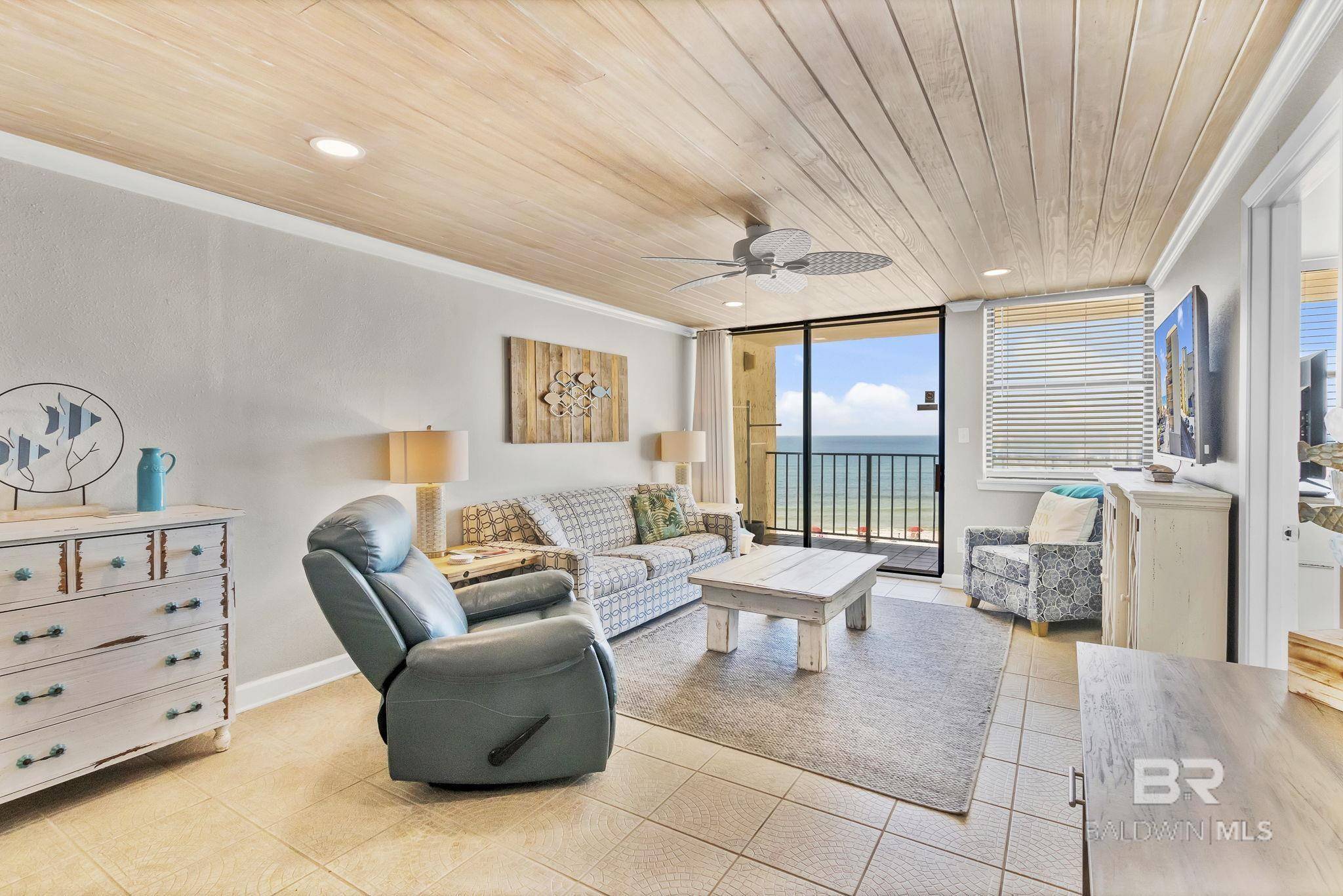 Gulf Shores, AL 36542,511 E Beach Boulevard #402